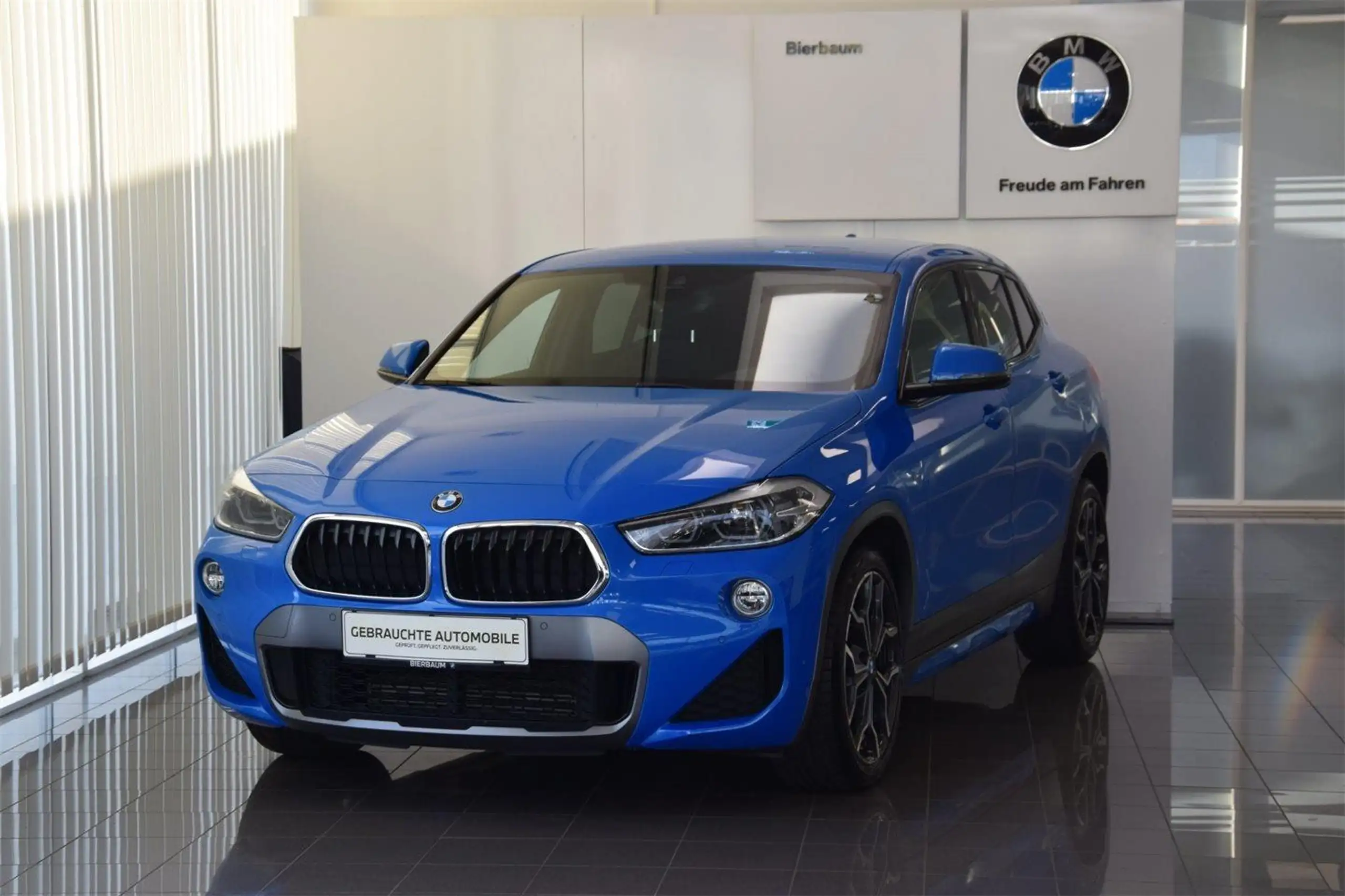 BMW - X2