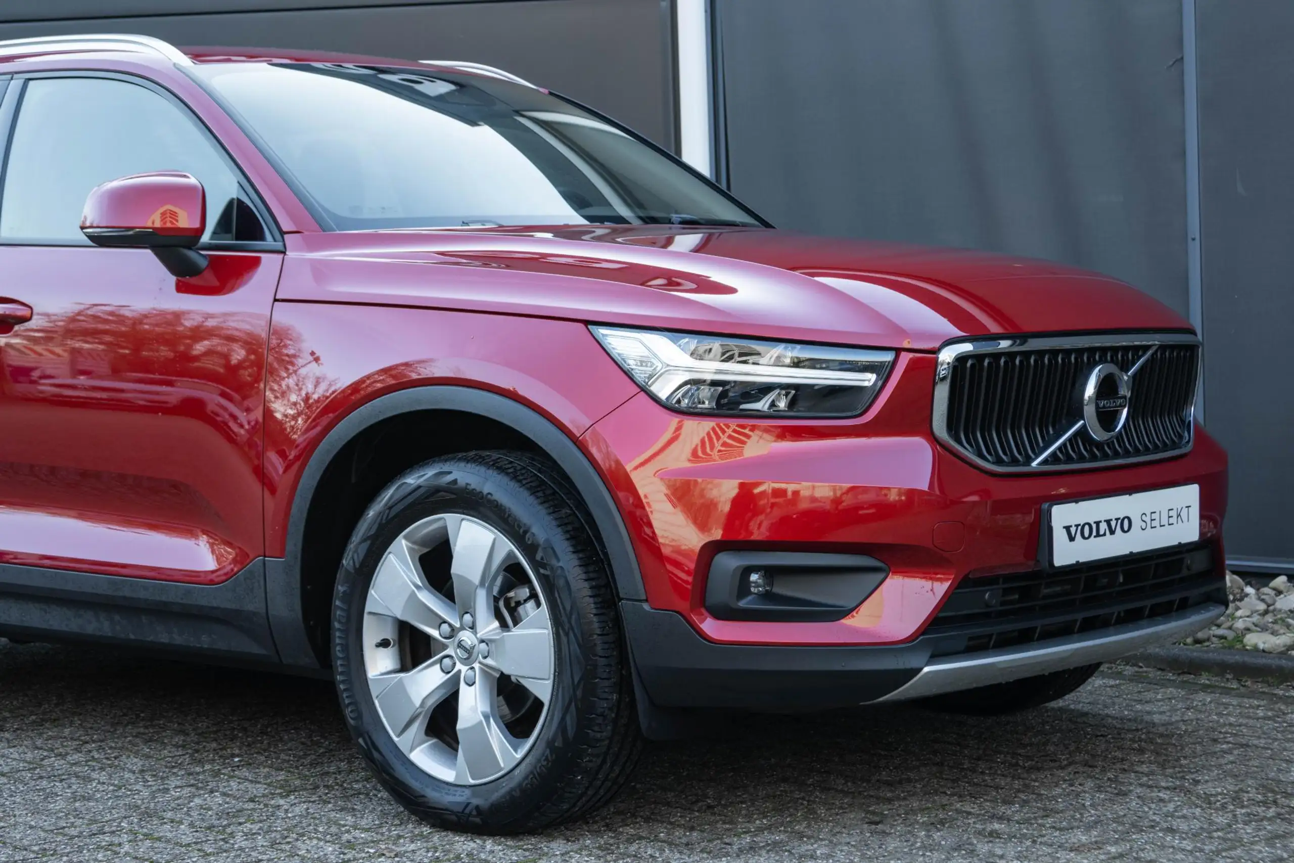 Volvo - XC40