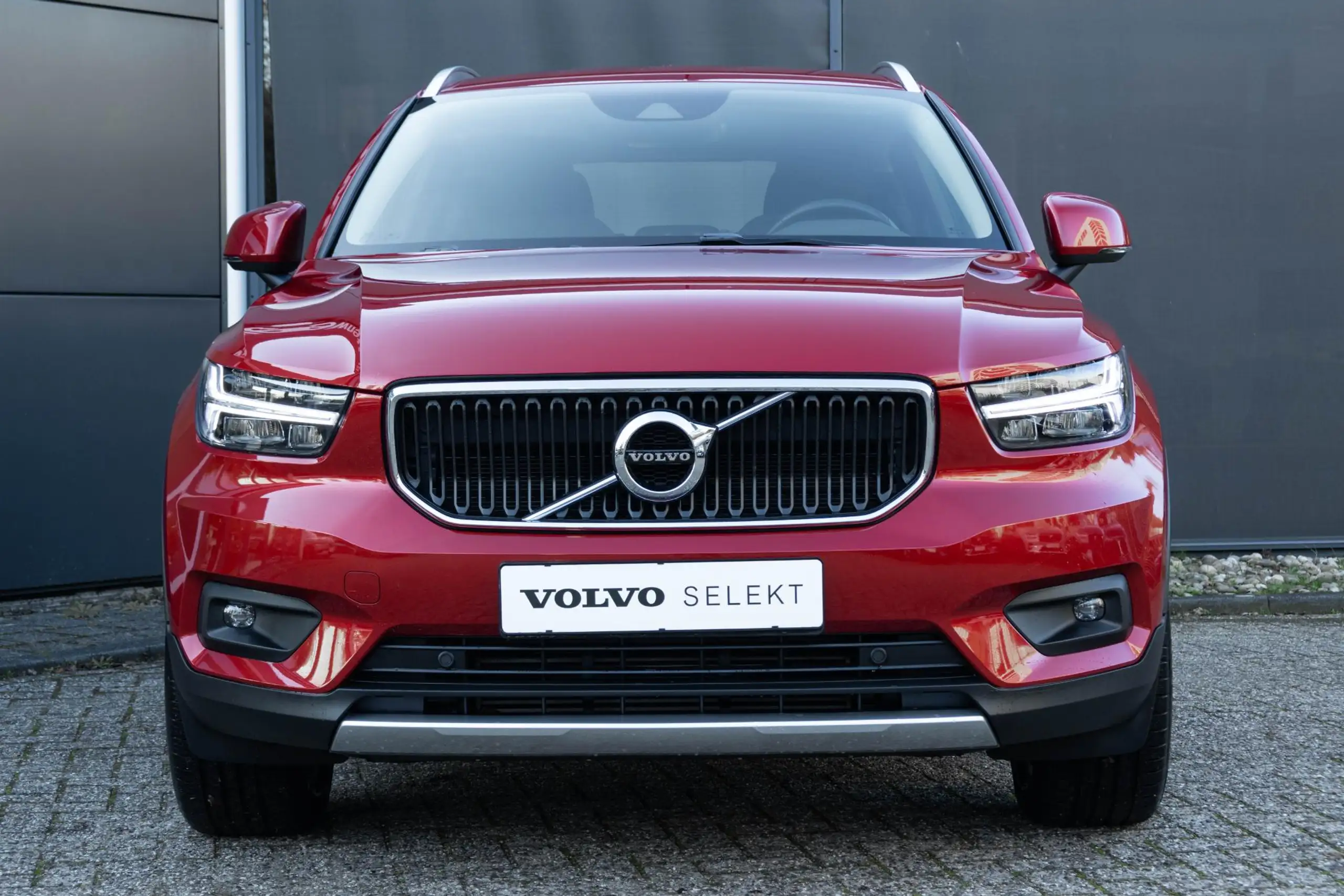 Volvo - XC40