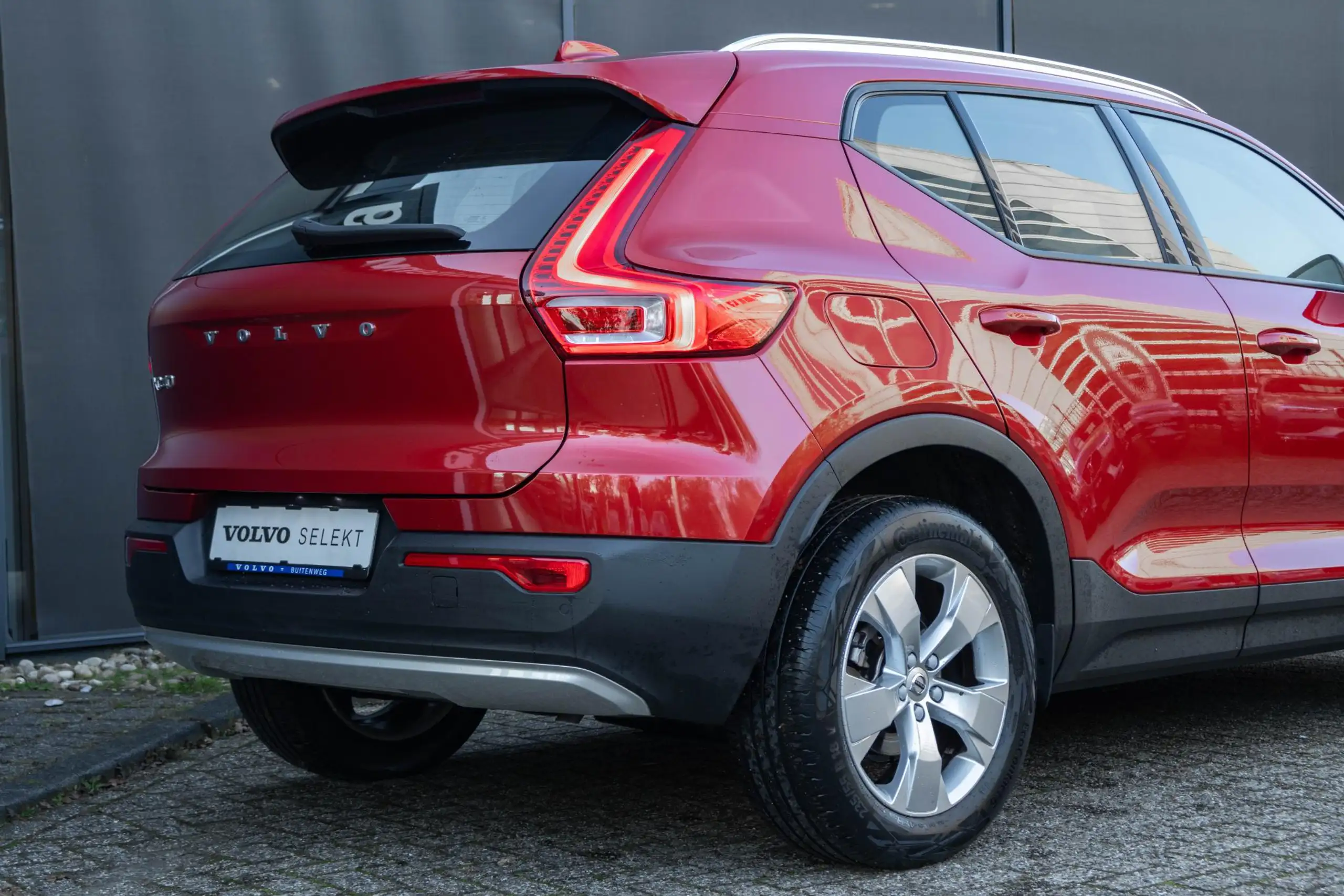 Volvo - XC40