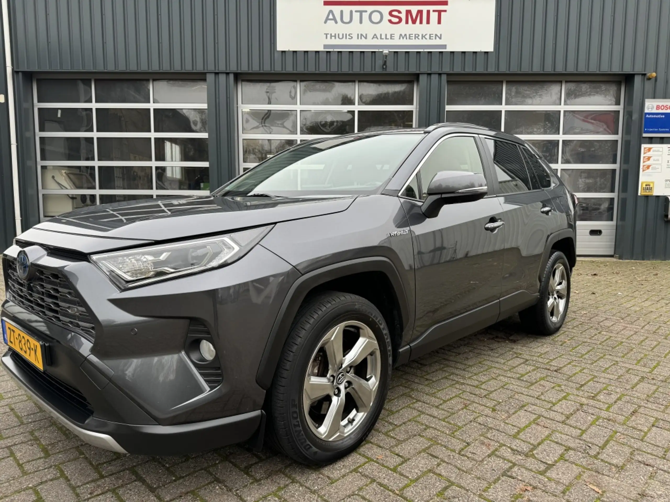 Toyota - RAV 4