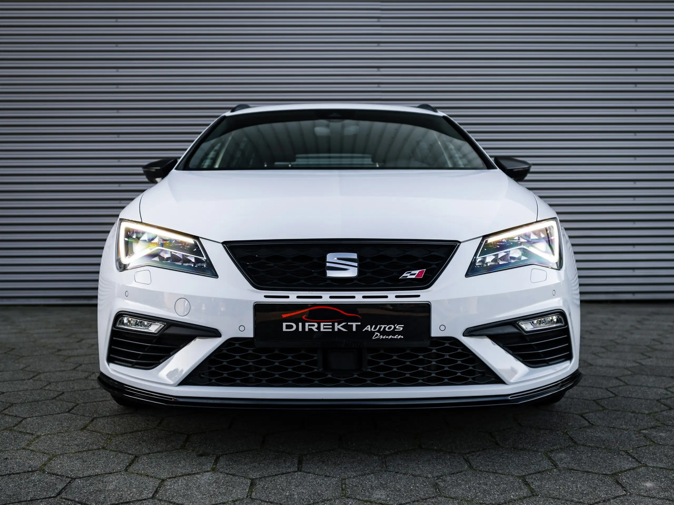 SEAT - Leon