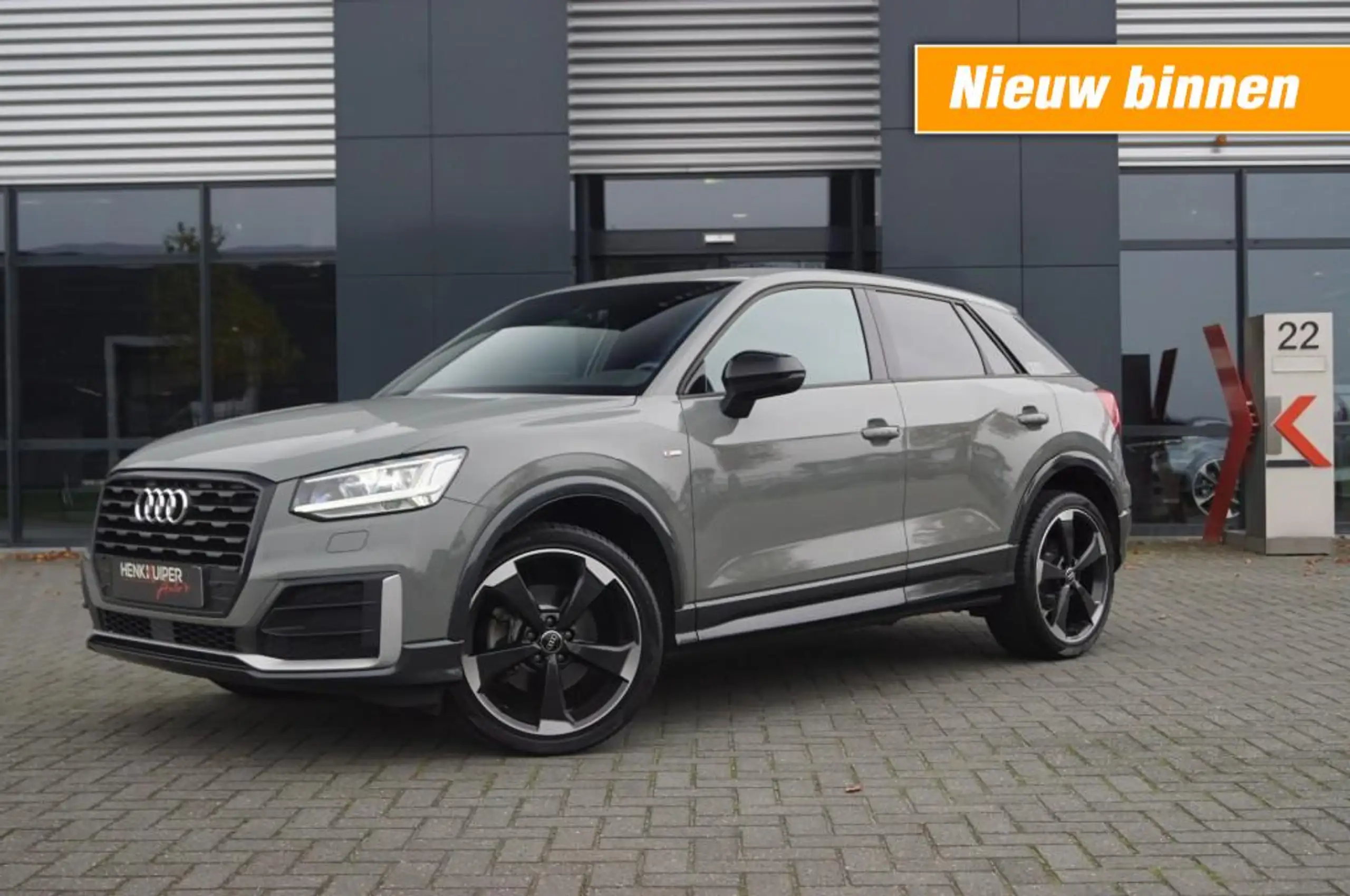 Audi - Q2