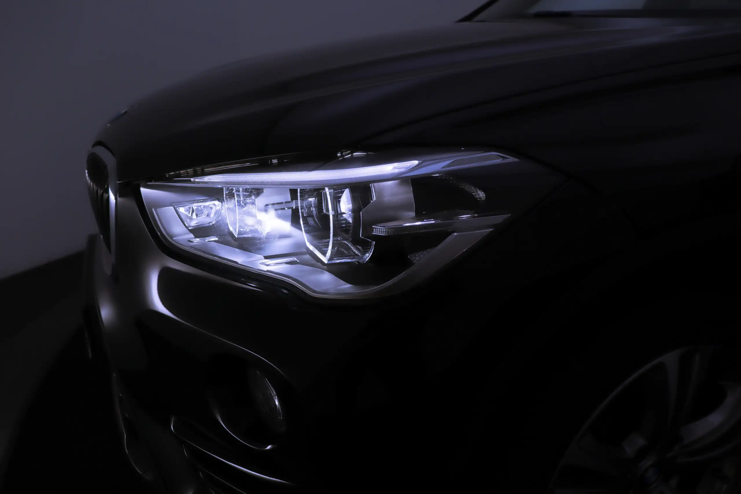 BMW - X1