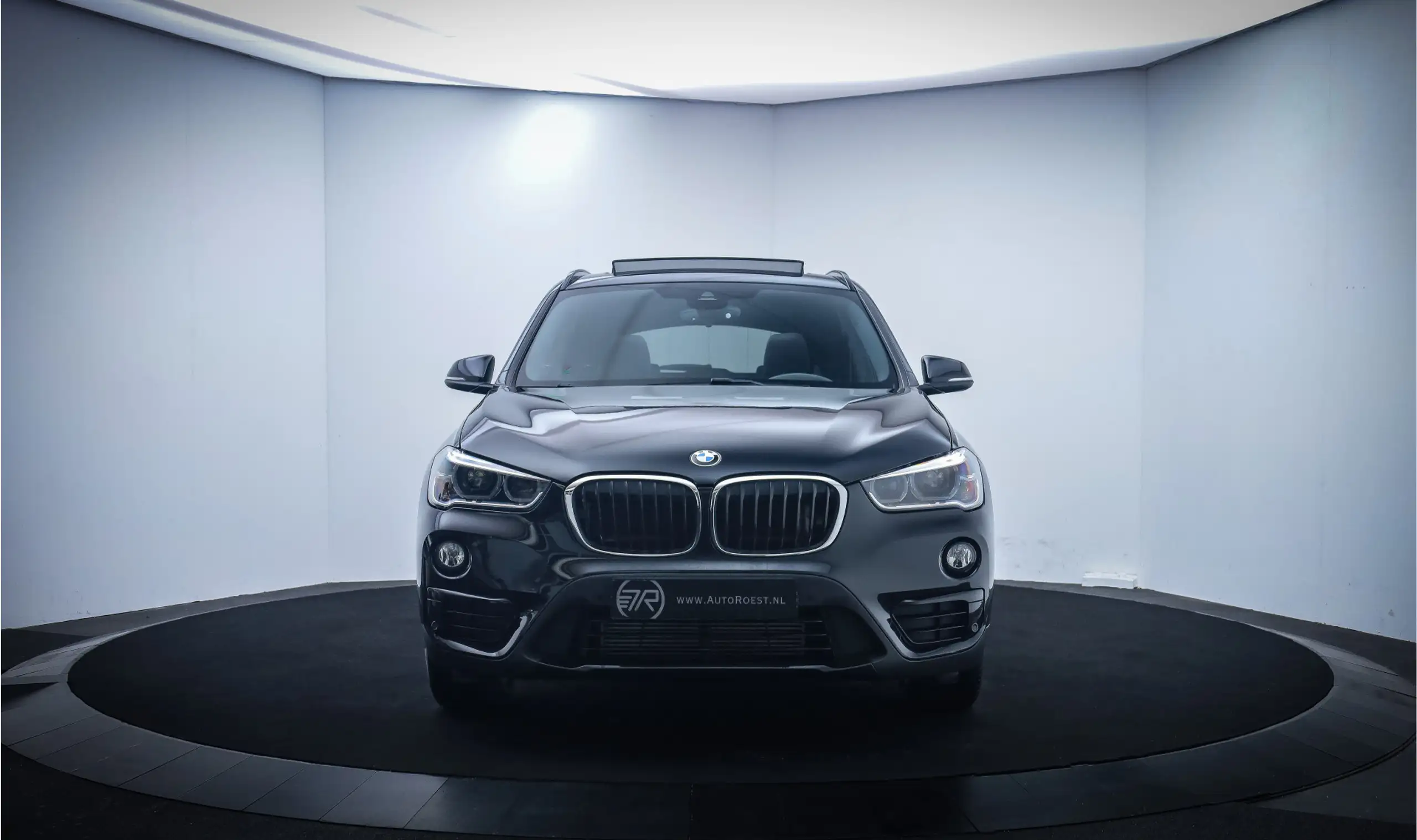 BMW - X1