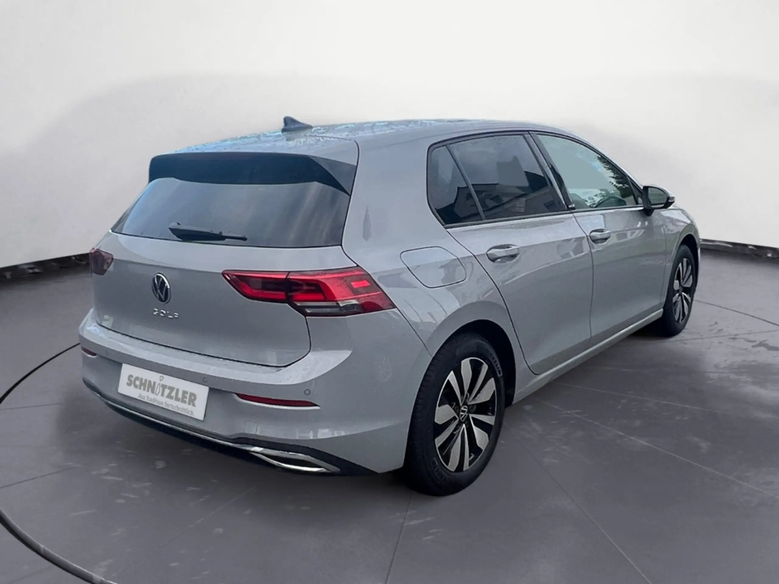 Volkswagen - Golf