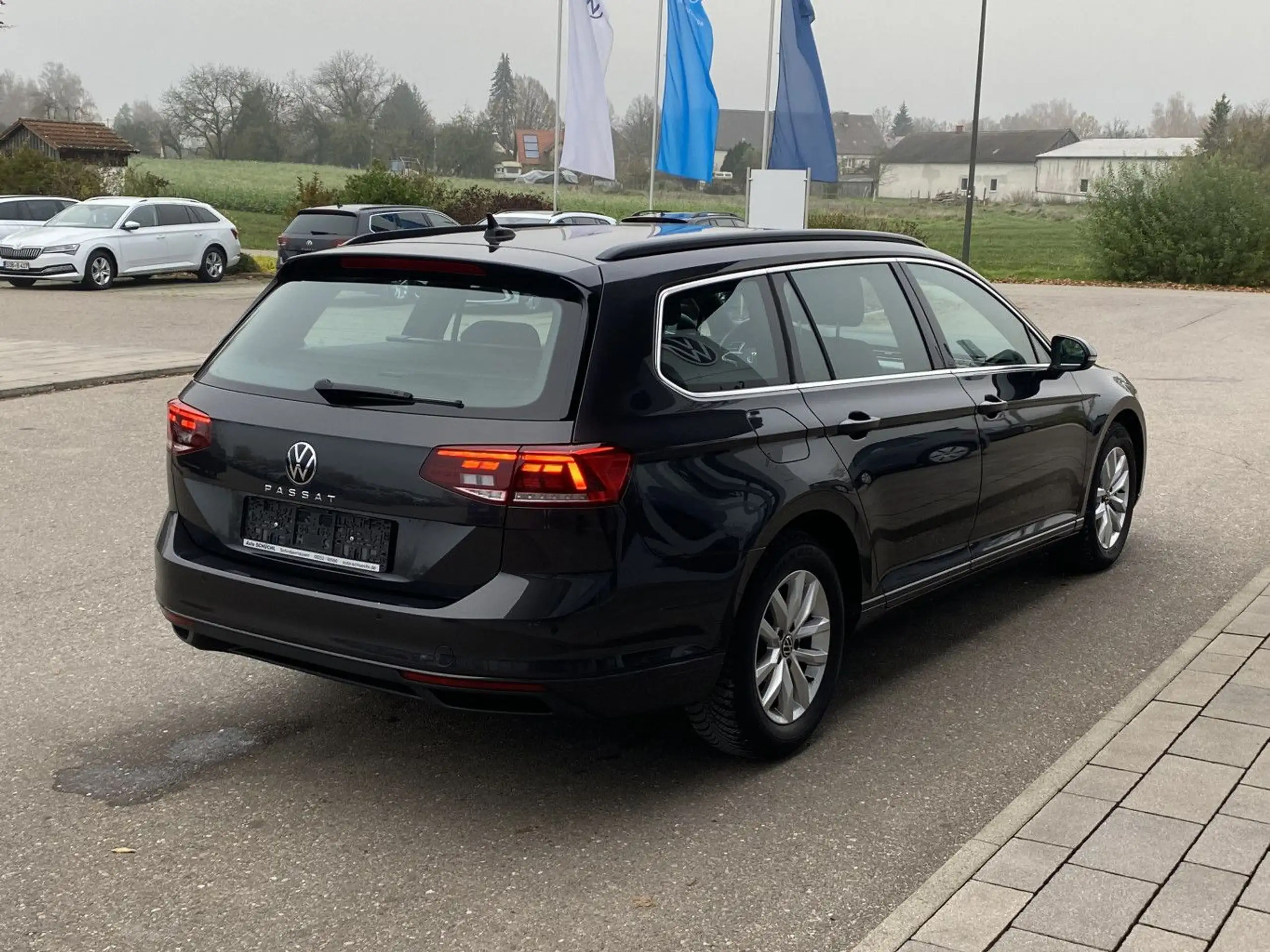 Volkswagen - Passat Variant