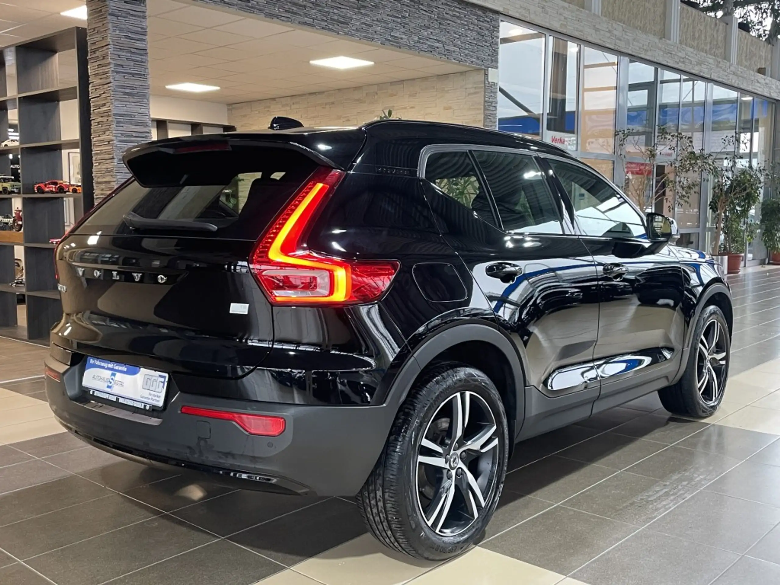 Volvo - XC40