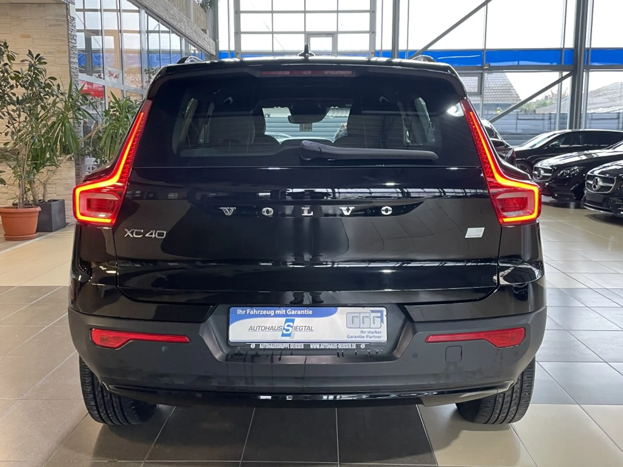 Volvo - XC40