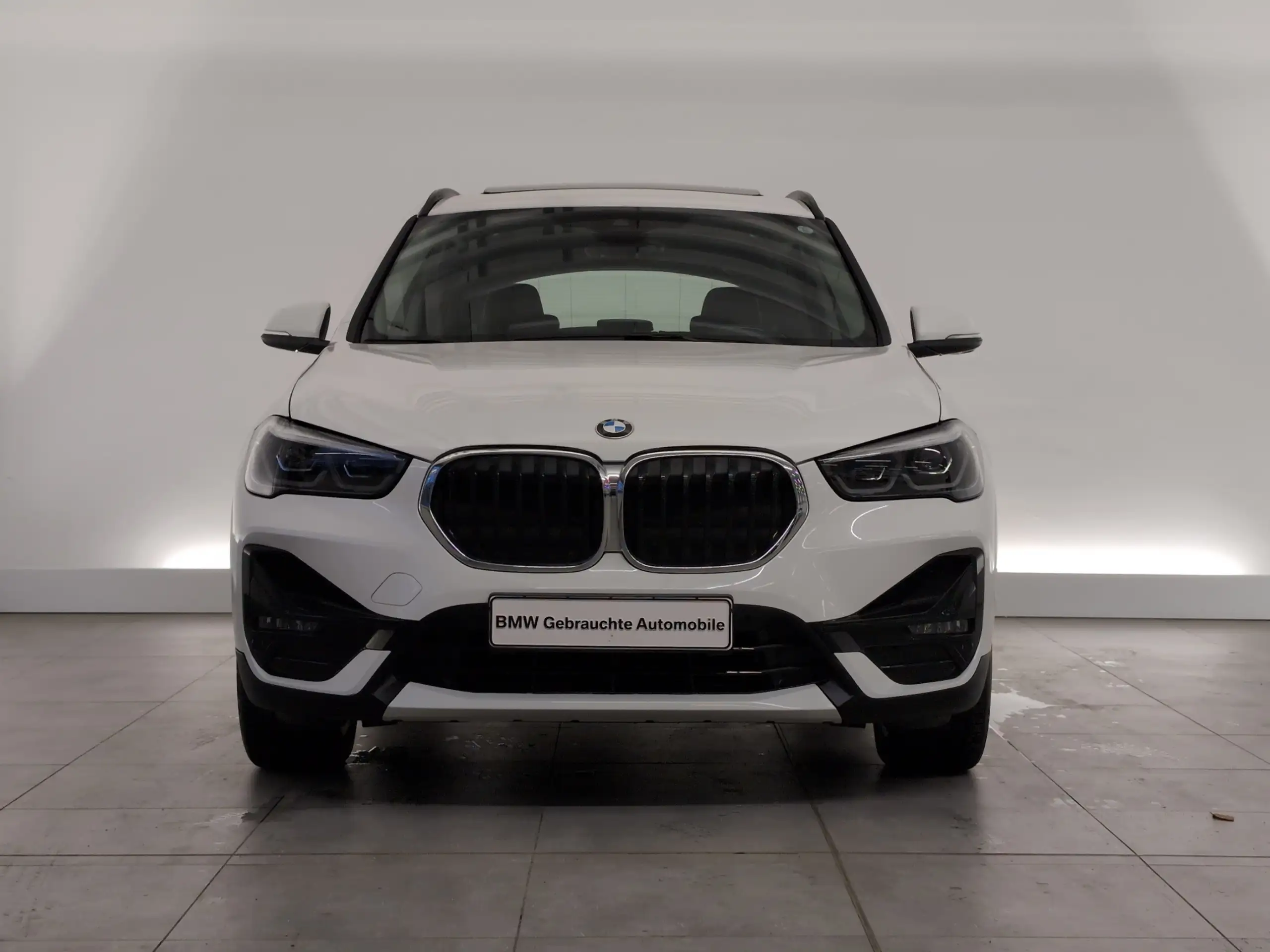 BMW - X1