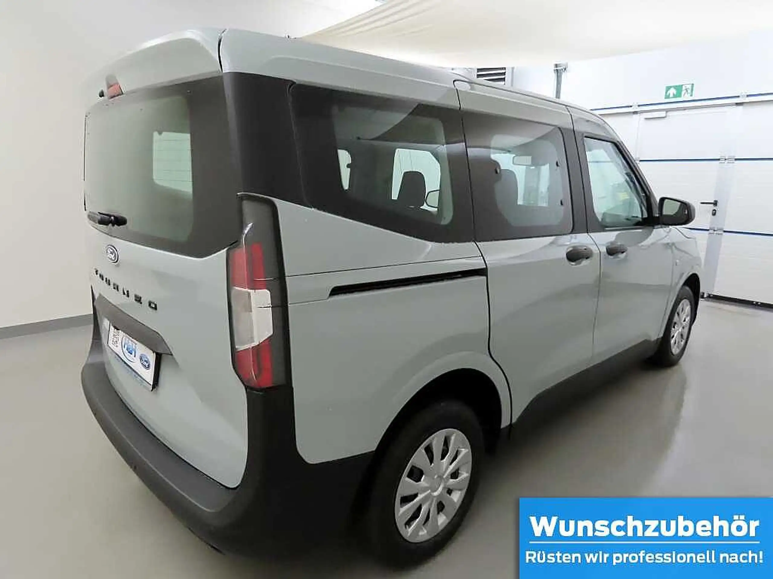 Ford - Tourneo Courier