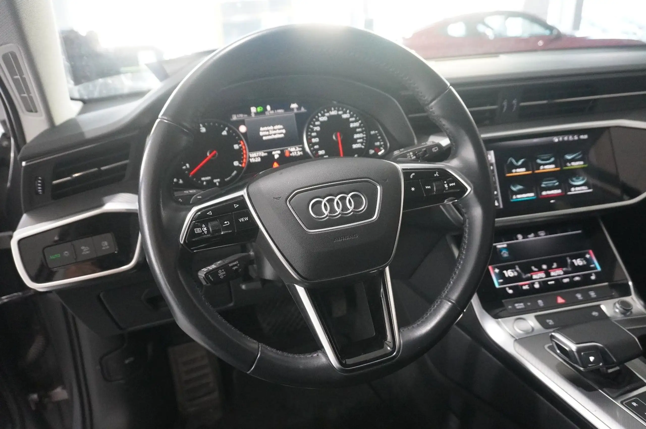 Audi - A6