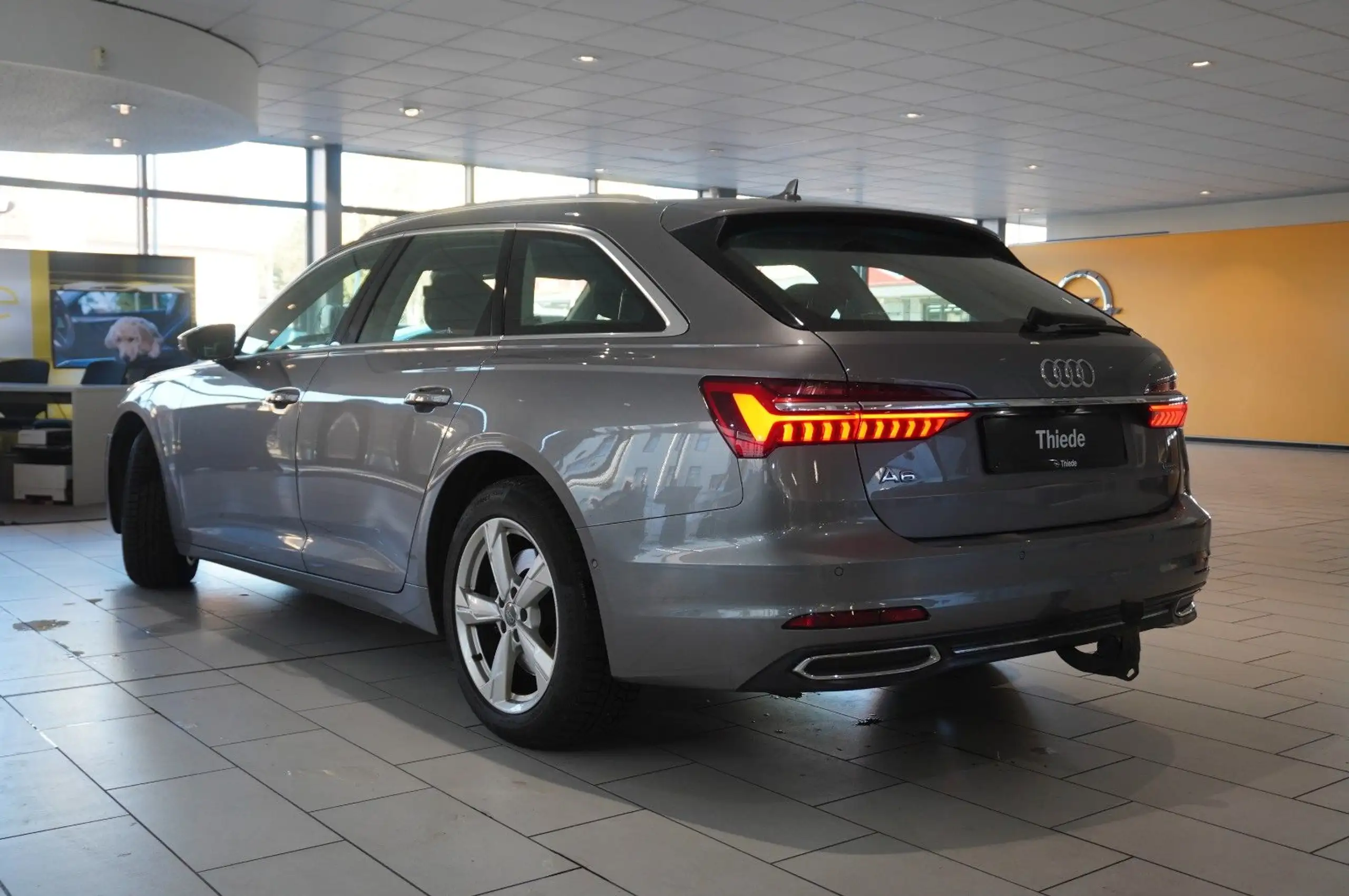 Audi - A6