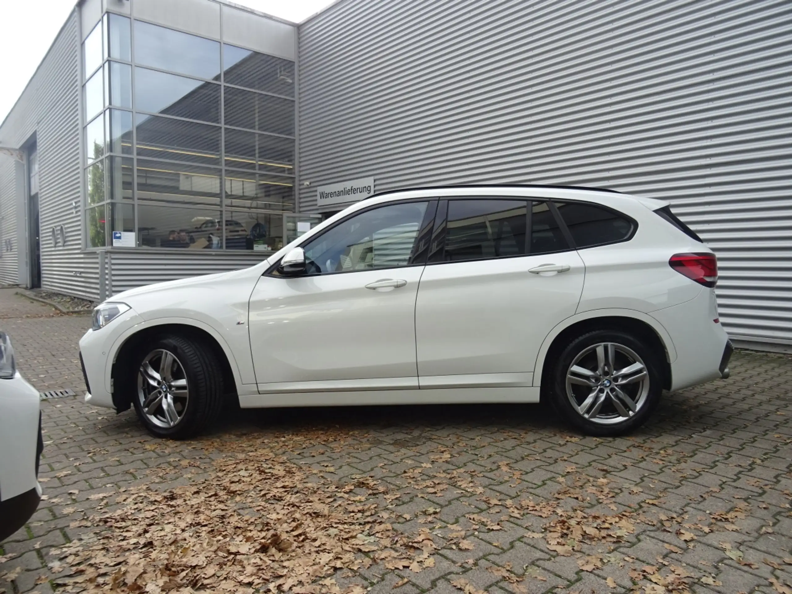 BMW - X1