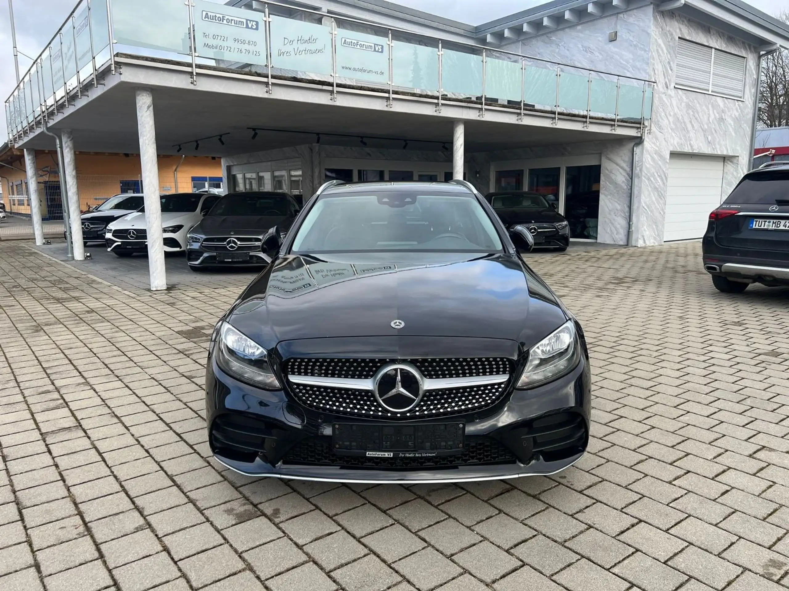 Mercedes-Benz - C 220