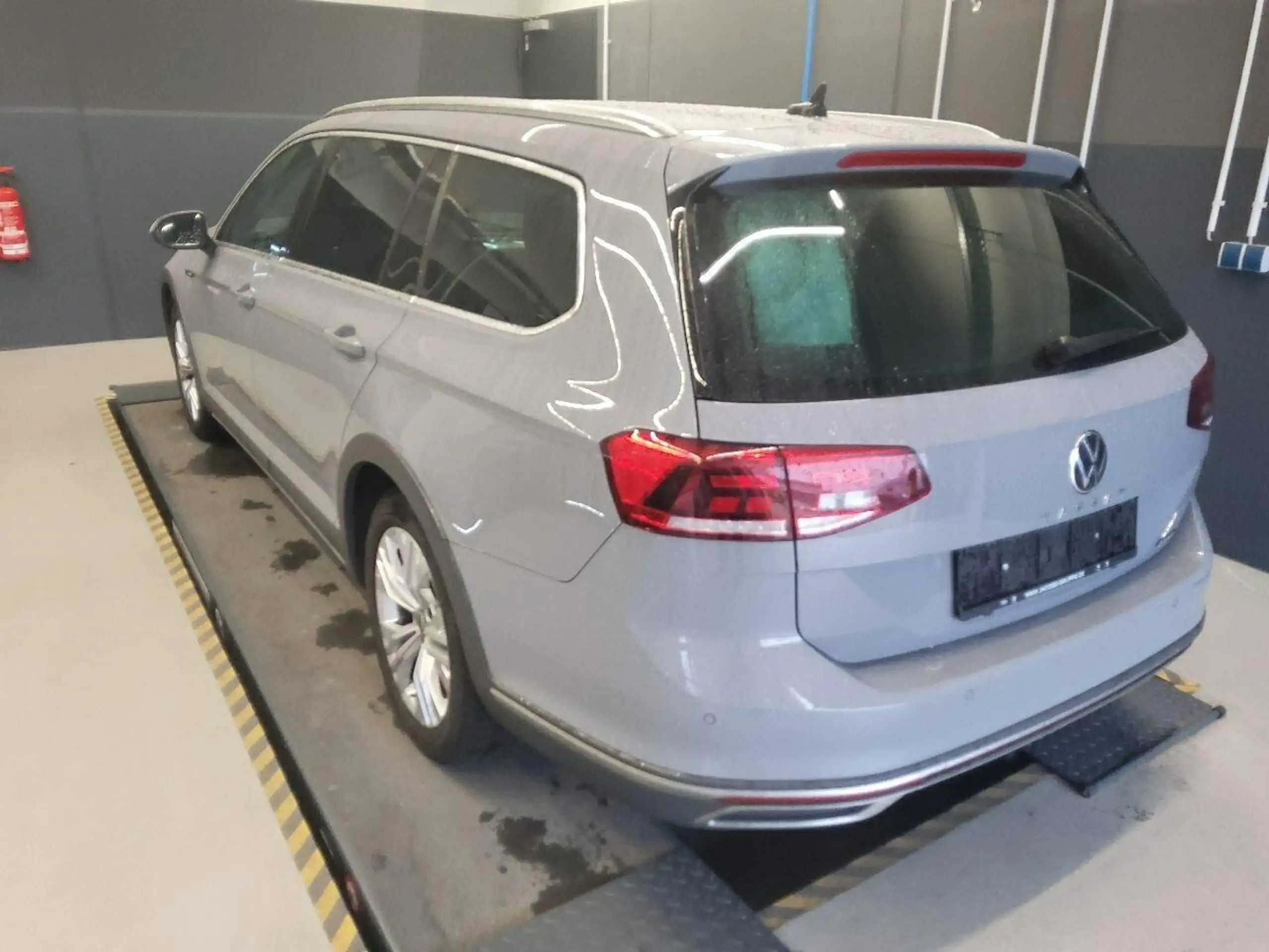 Volkswagen - Passat Variant