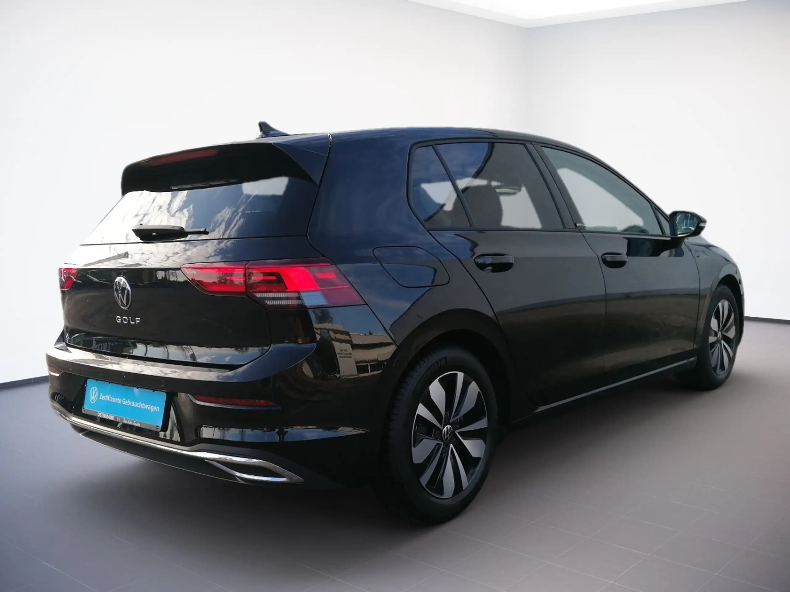 Volkswagen - Golf