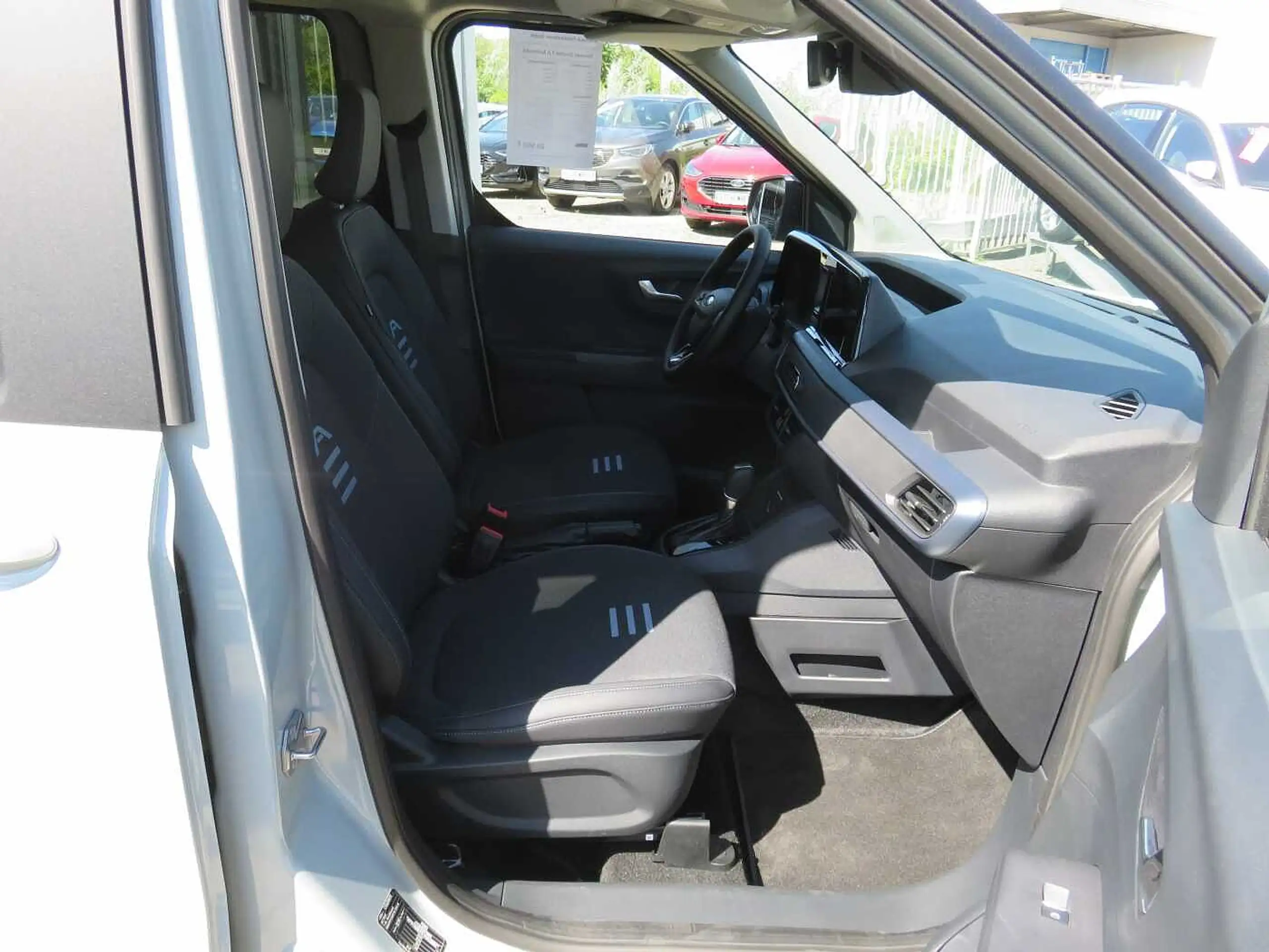 Ford - Tourneo Courier