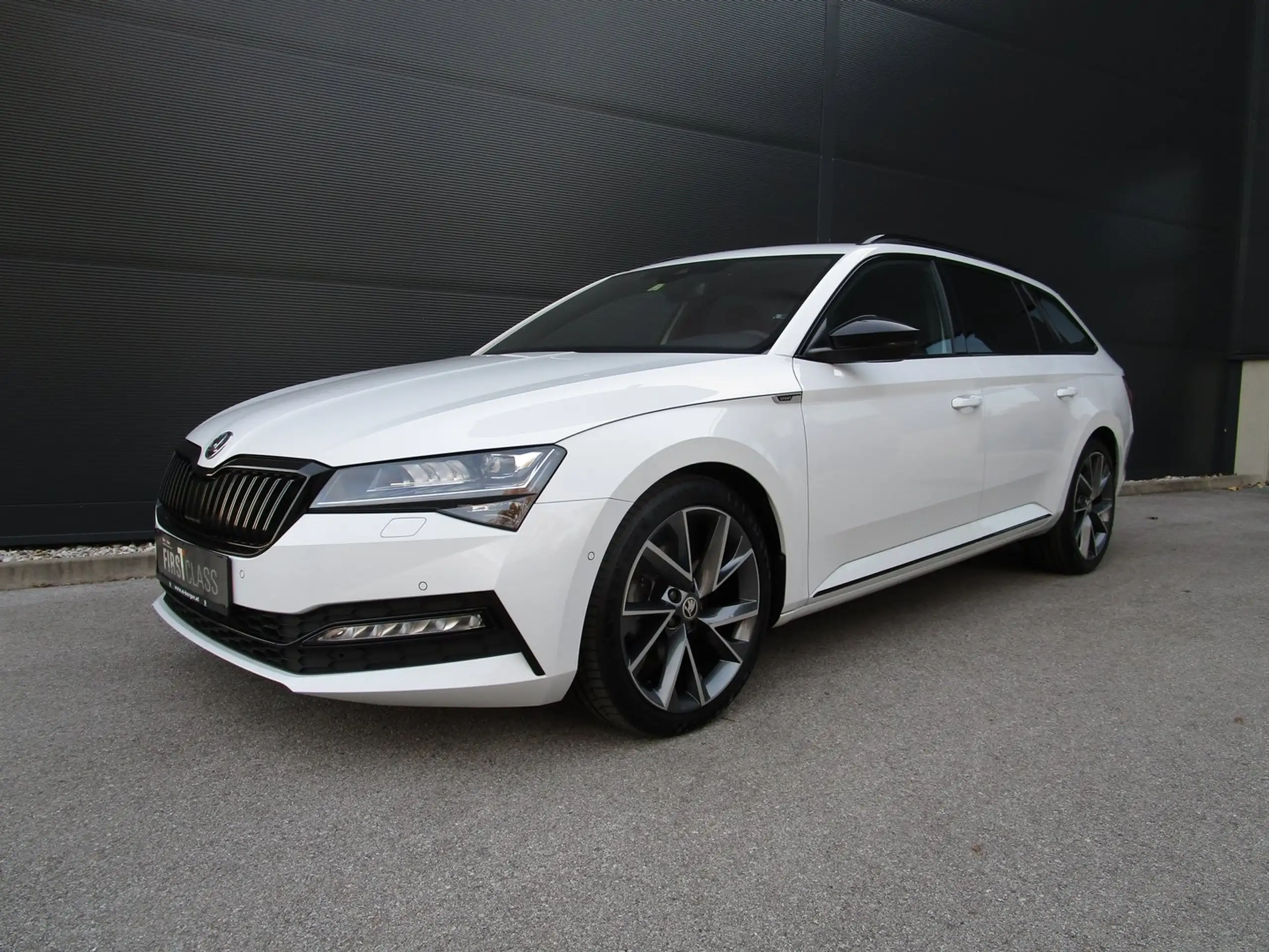 Skoda - Superb