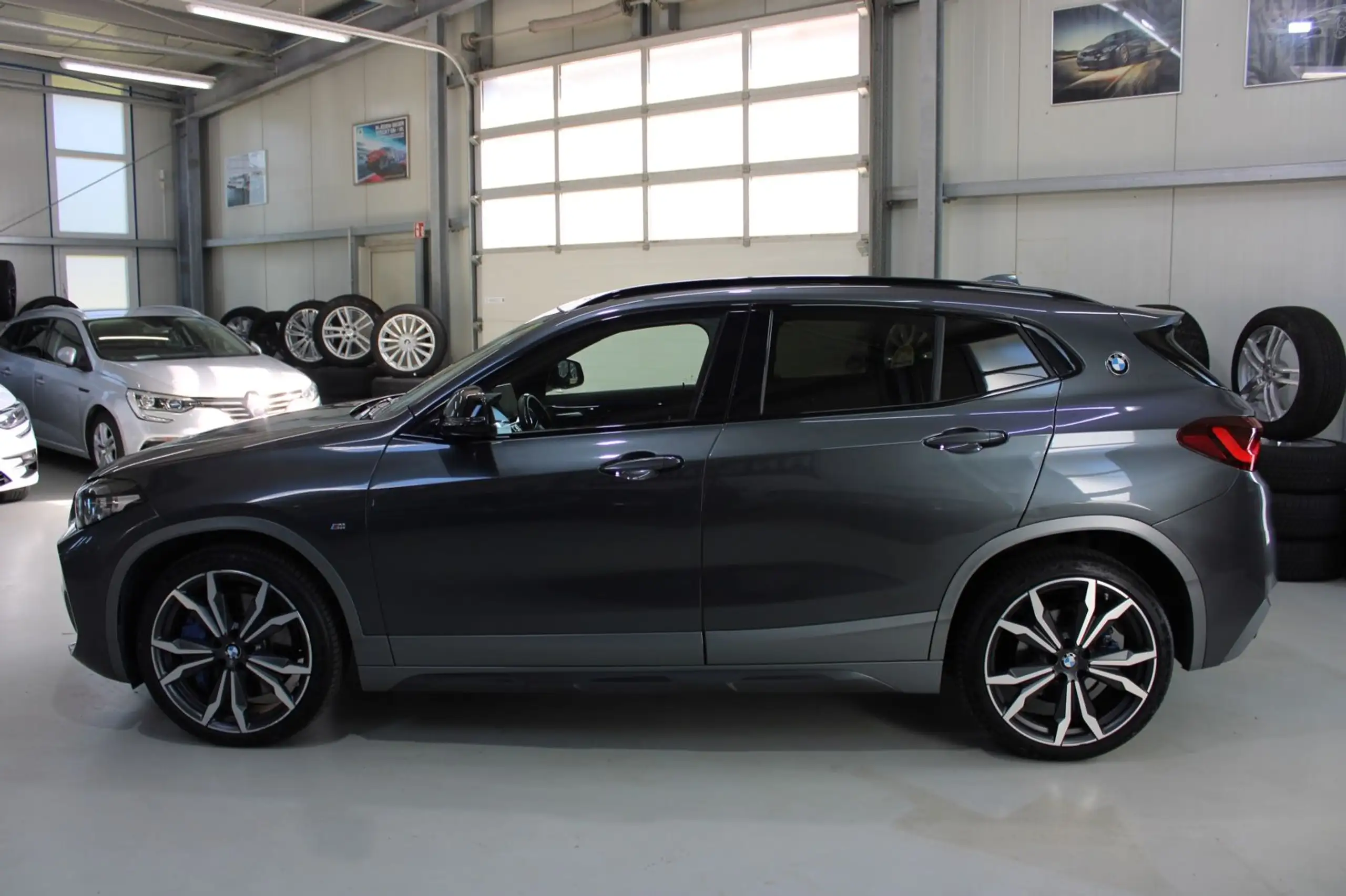 BMW - X2