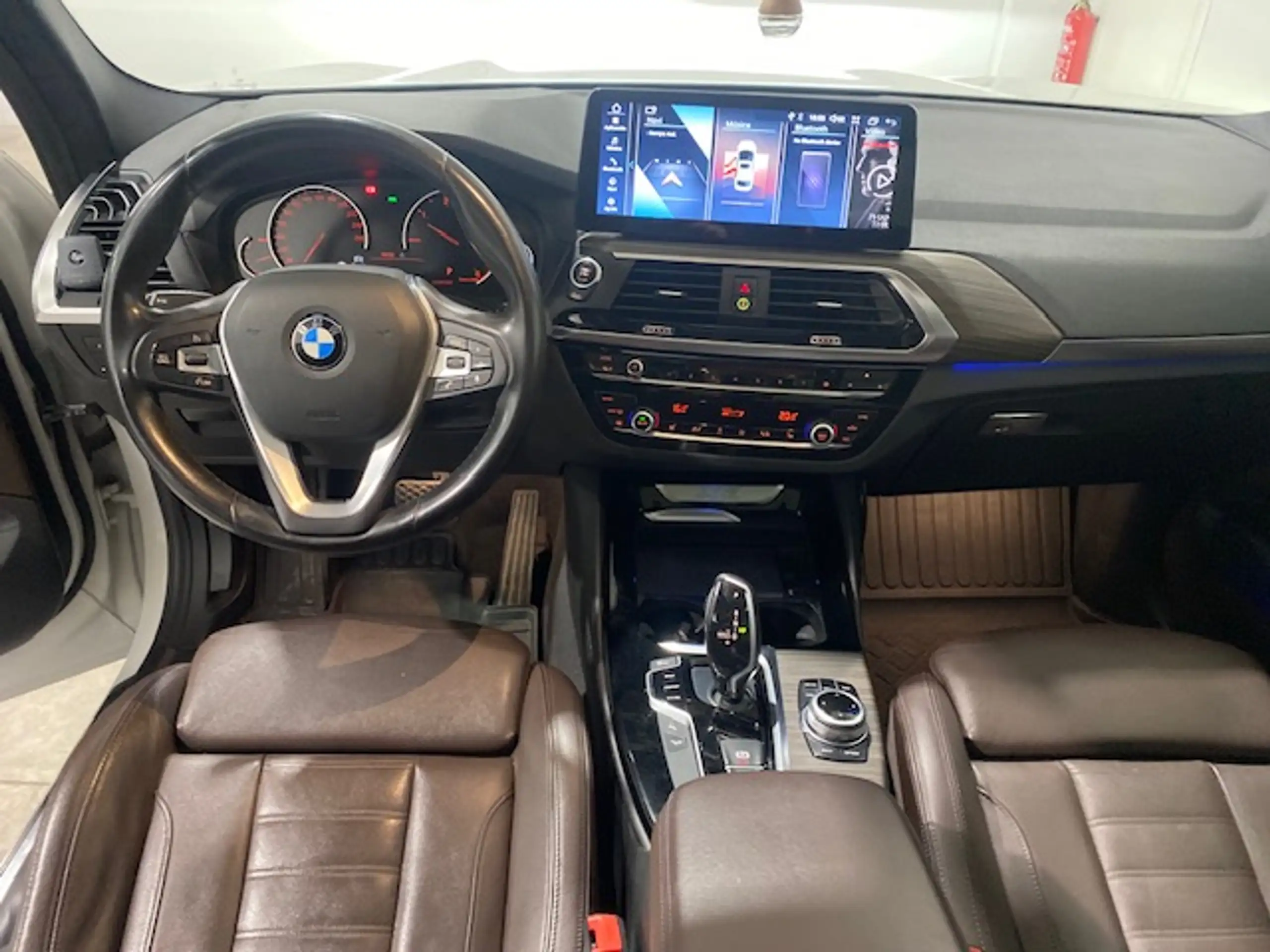 BMW - X3