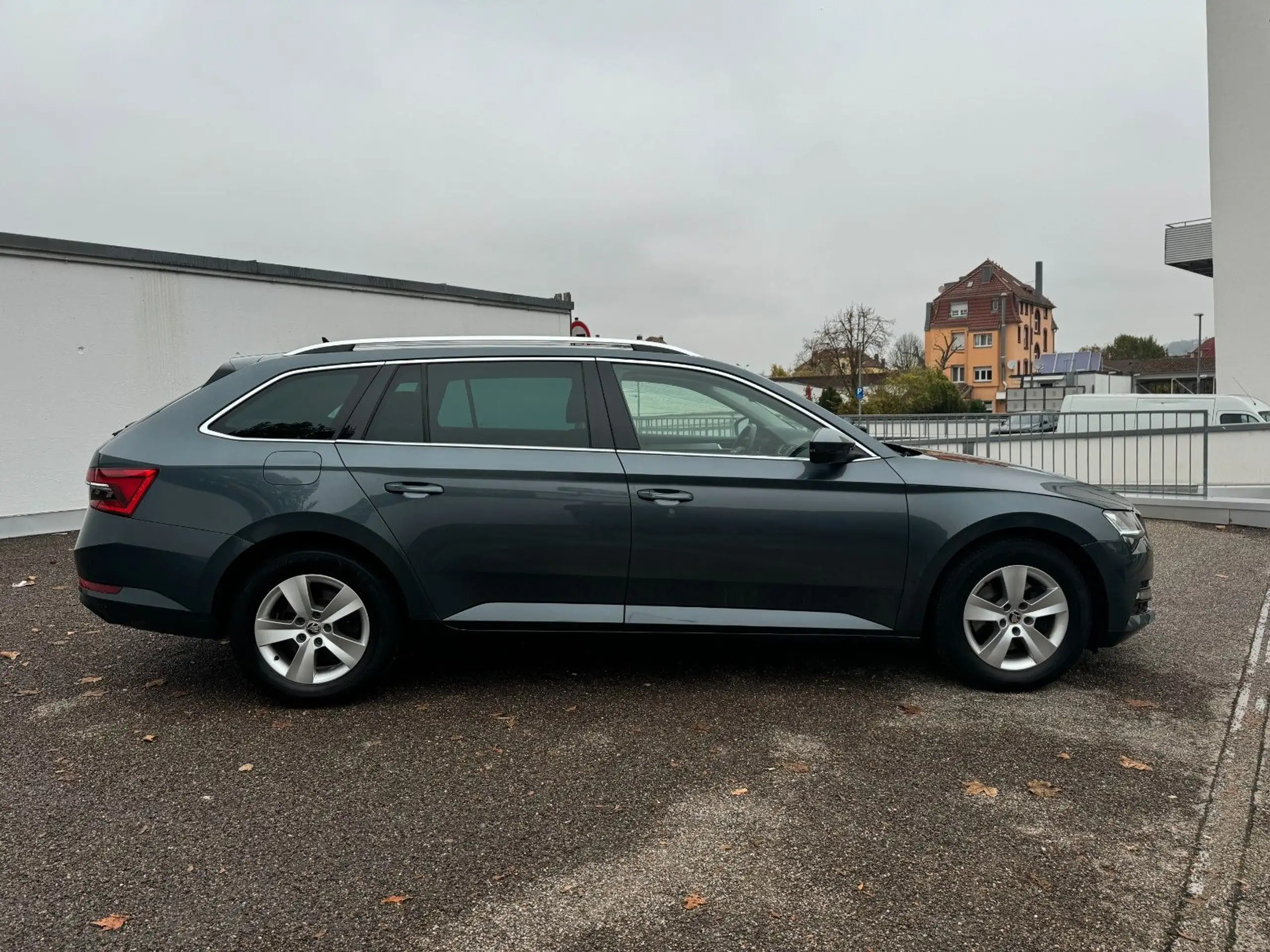 Skoda - Superb