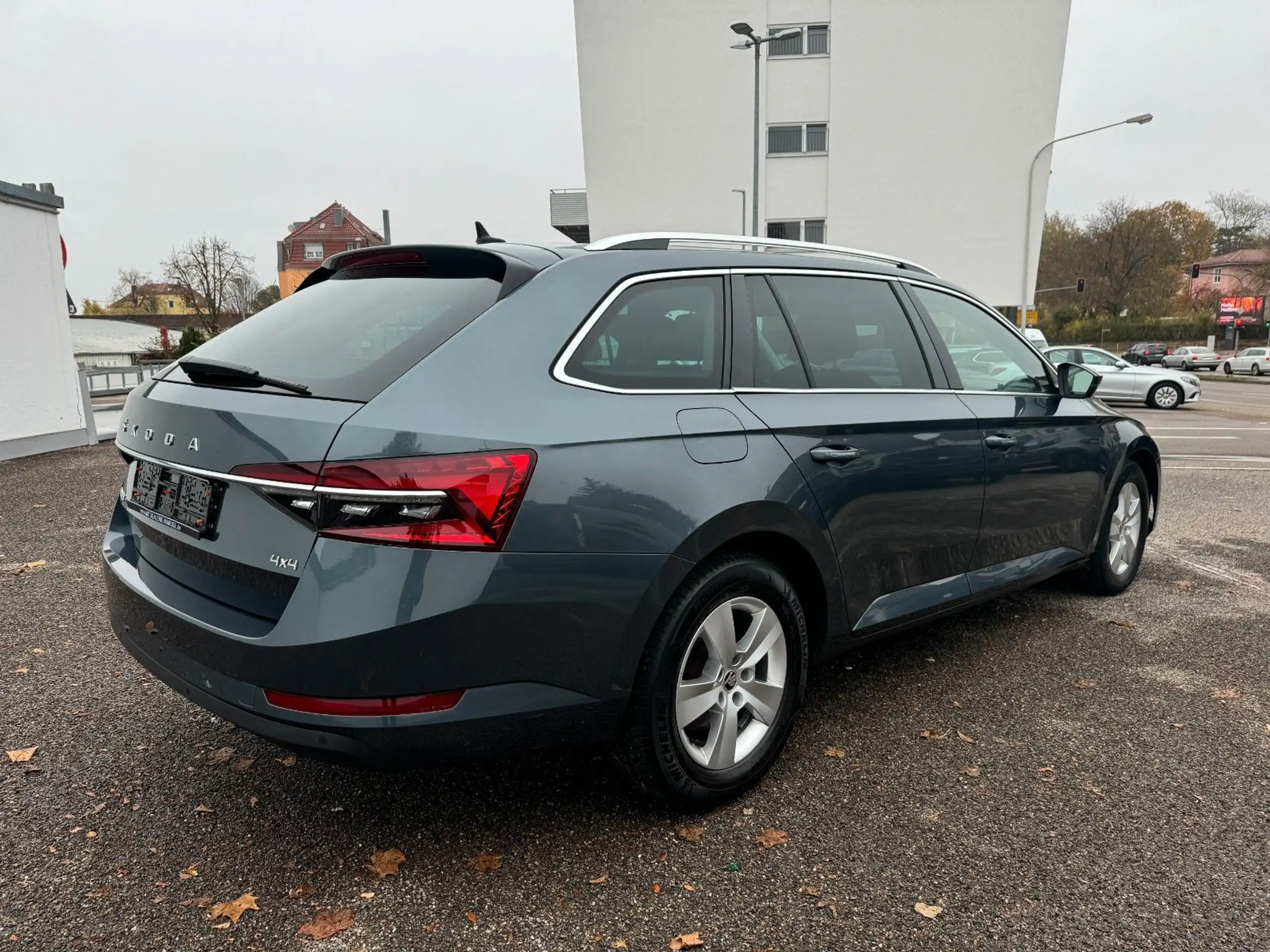 Skoda - Superb