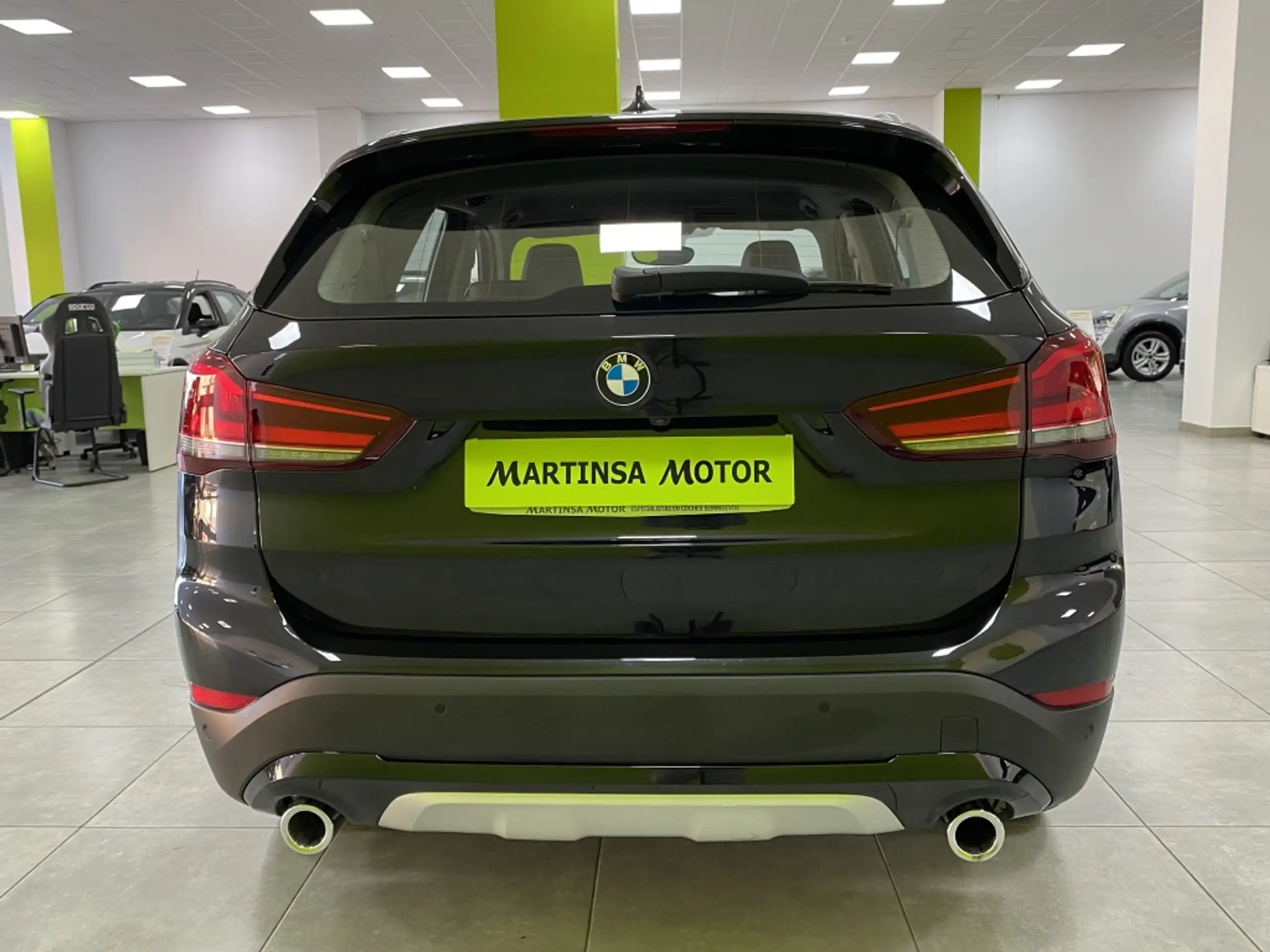 BMW - X1