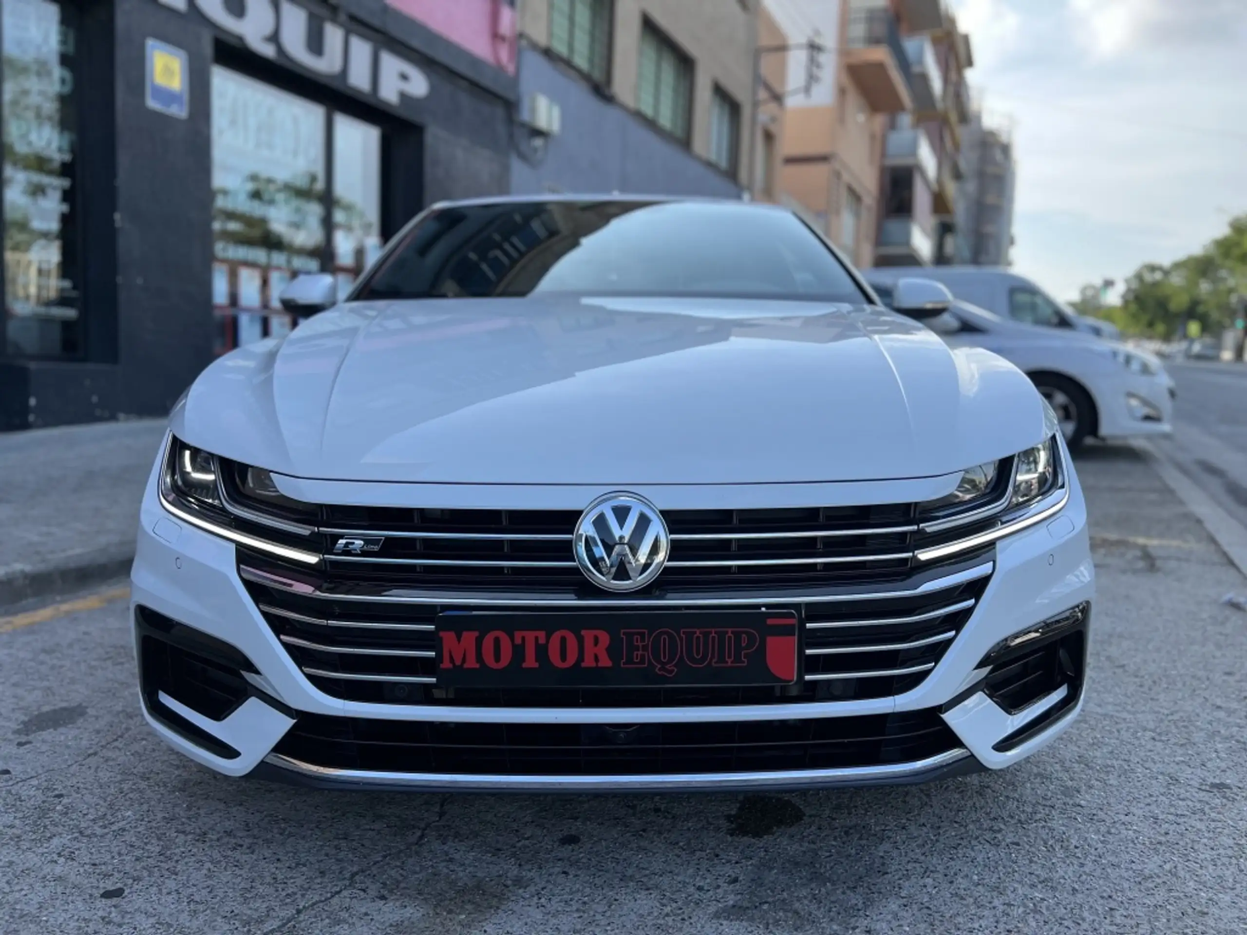 Volkswagen - Arteon