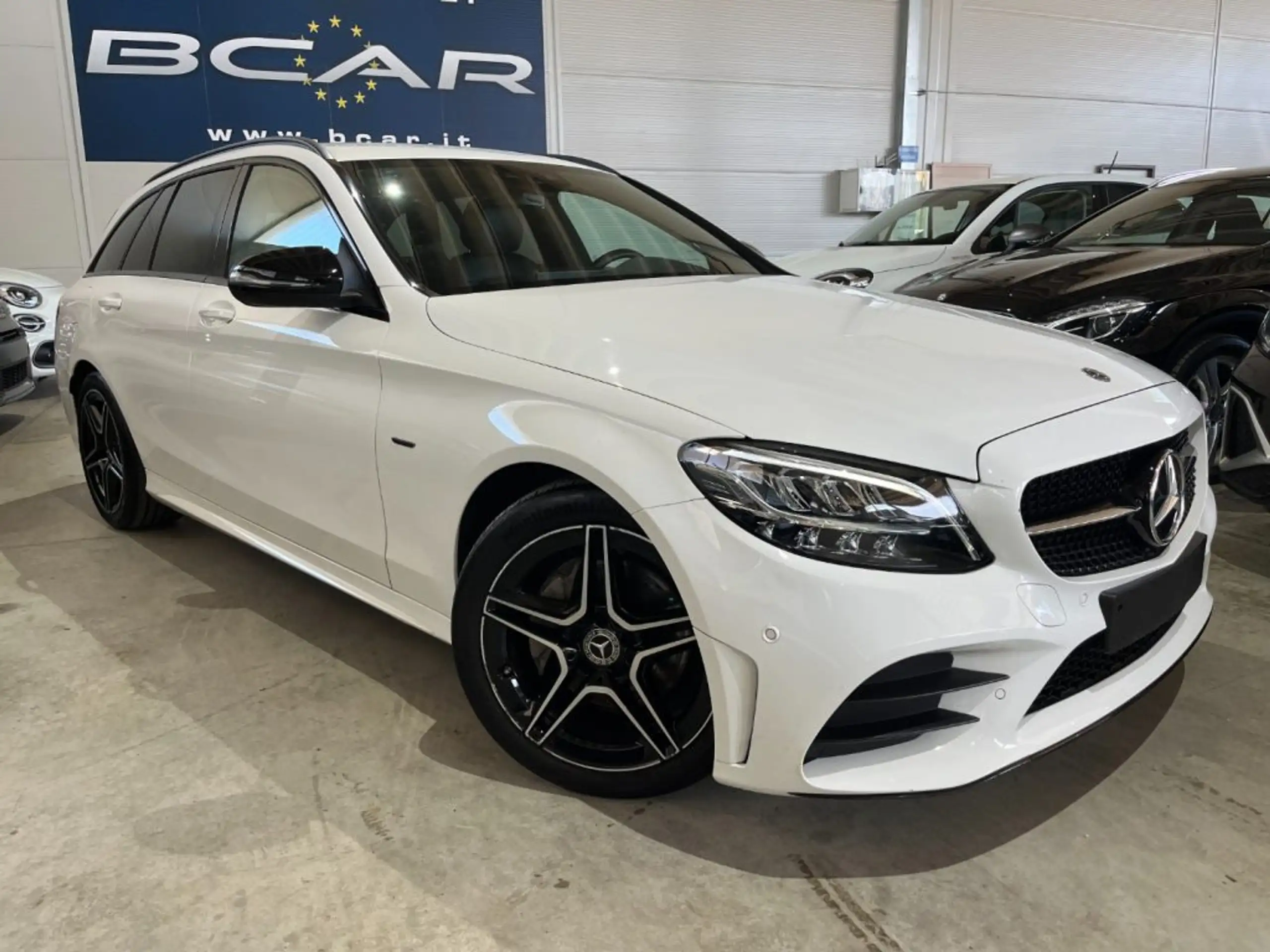 Mercedes-Benz - C 220