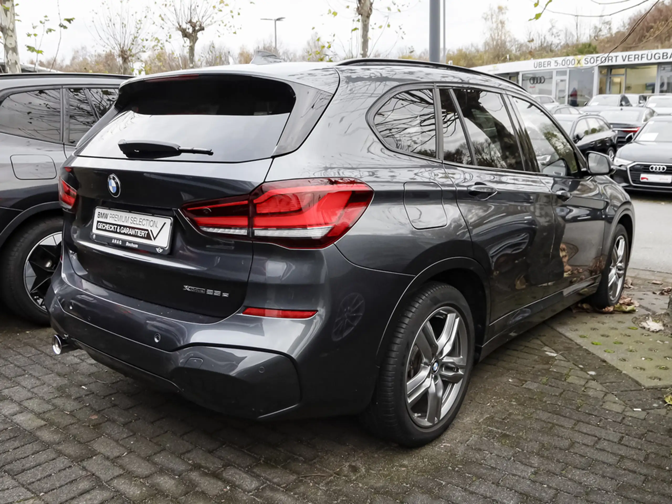 BMW - X1