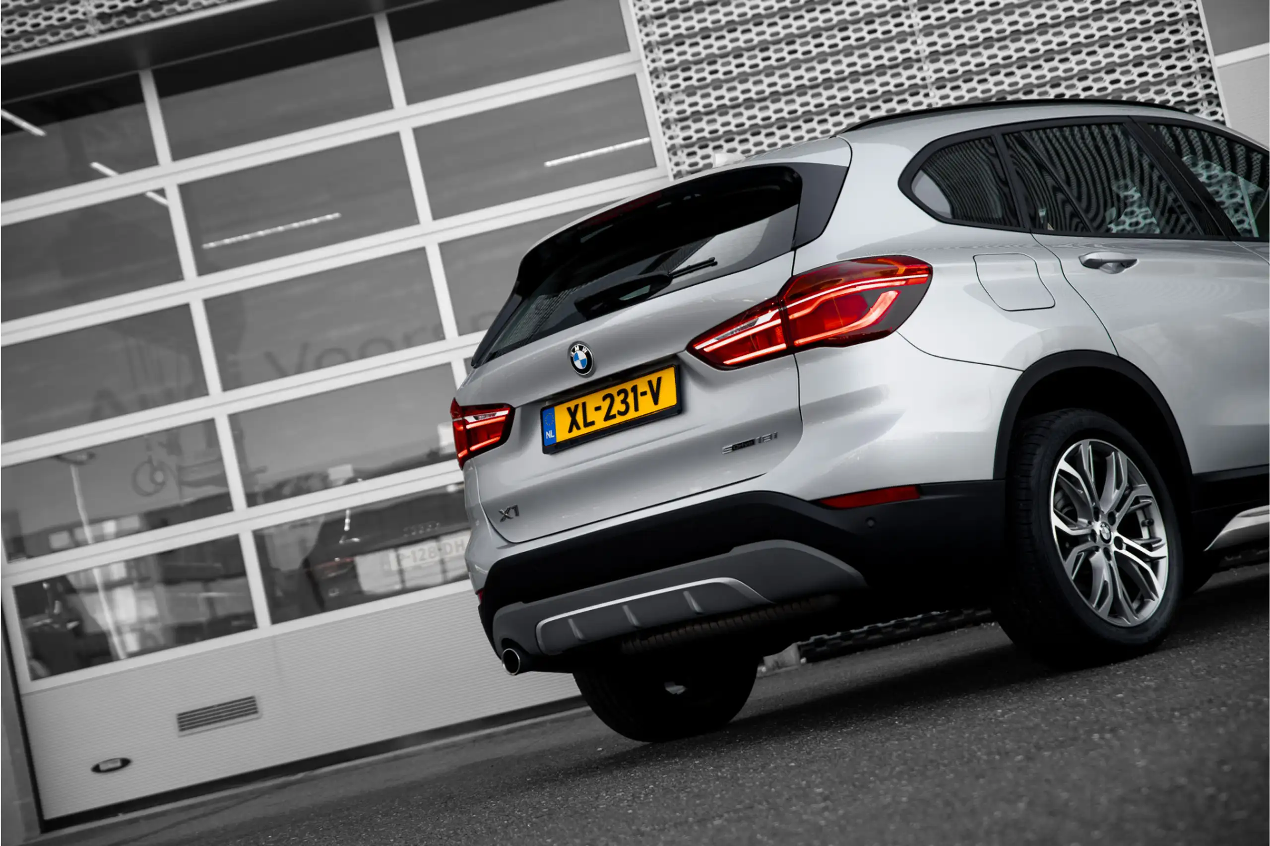 BMW - X1