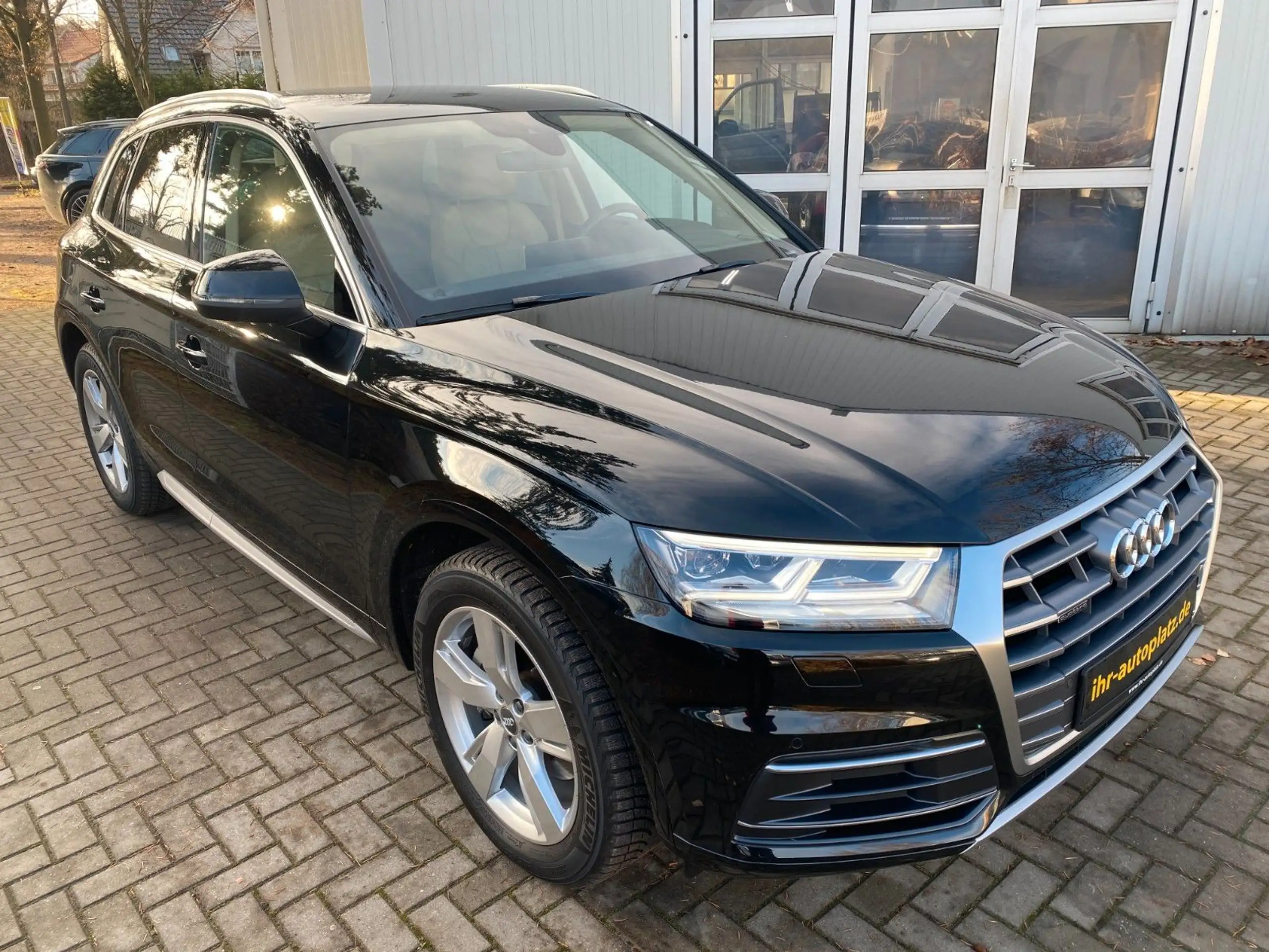 Audi - Q5