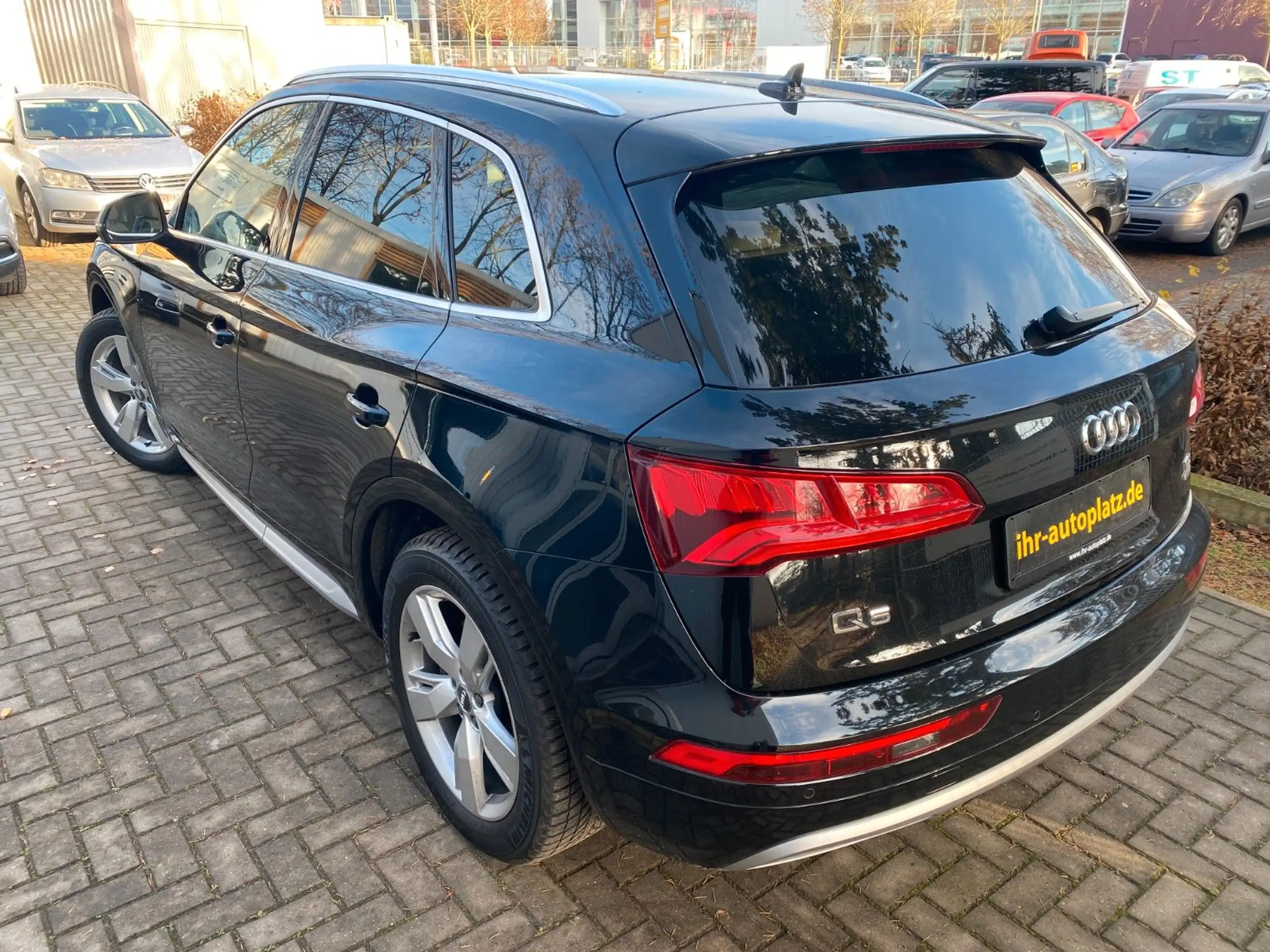 Audi - Q5