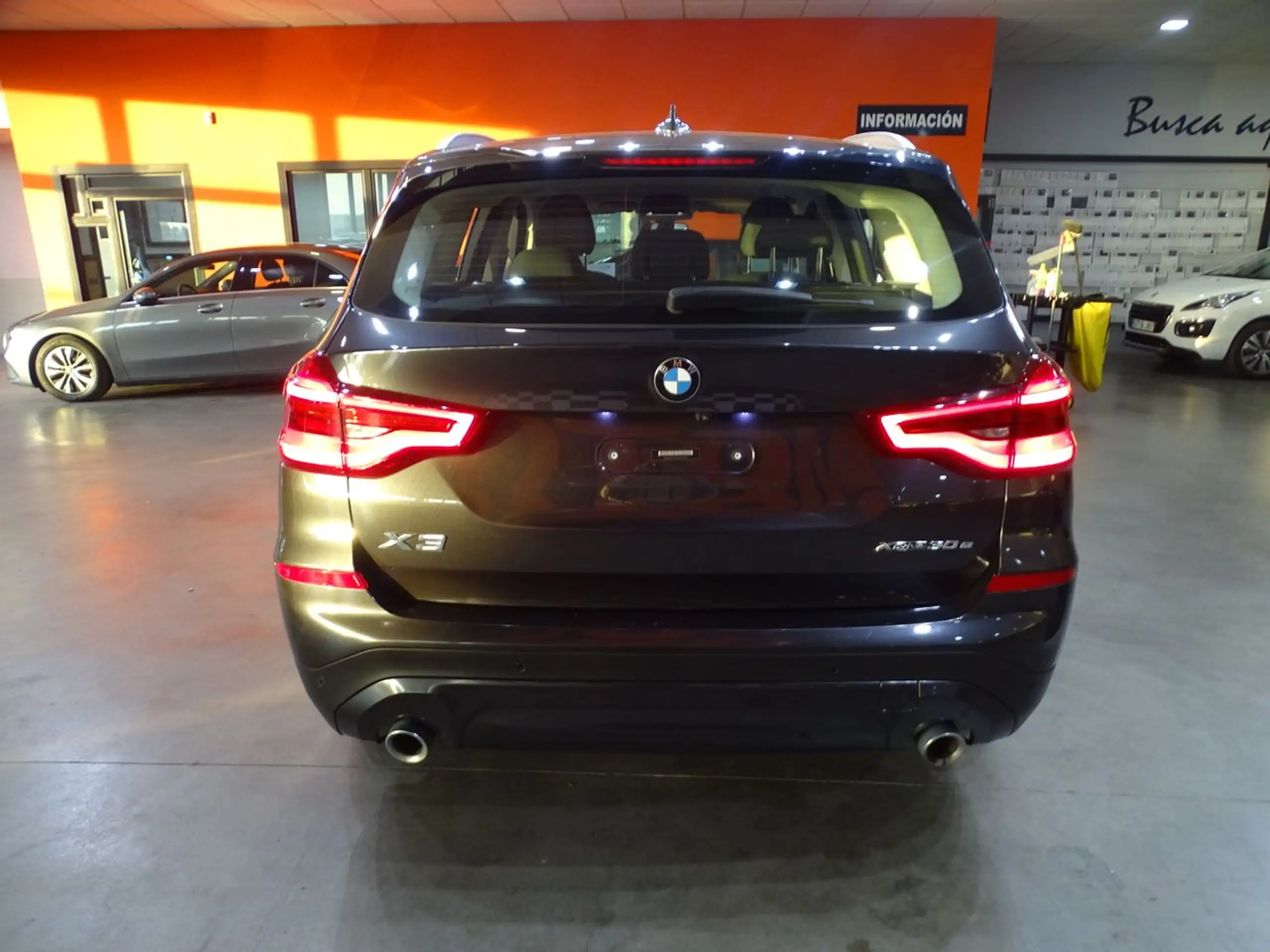 BMW - X3