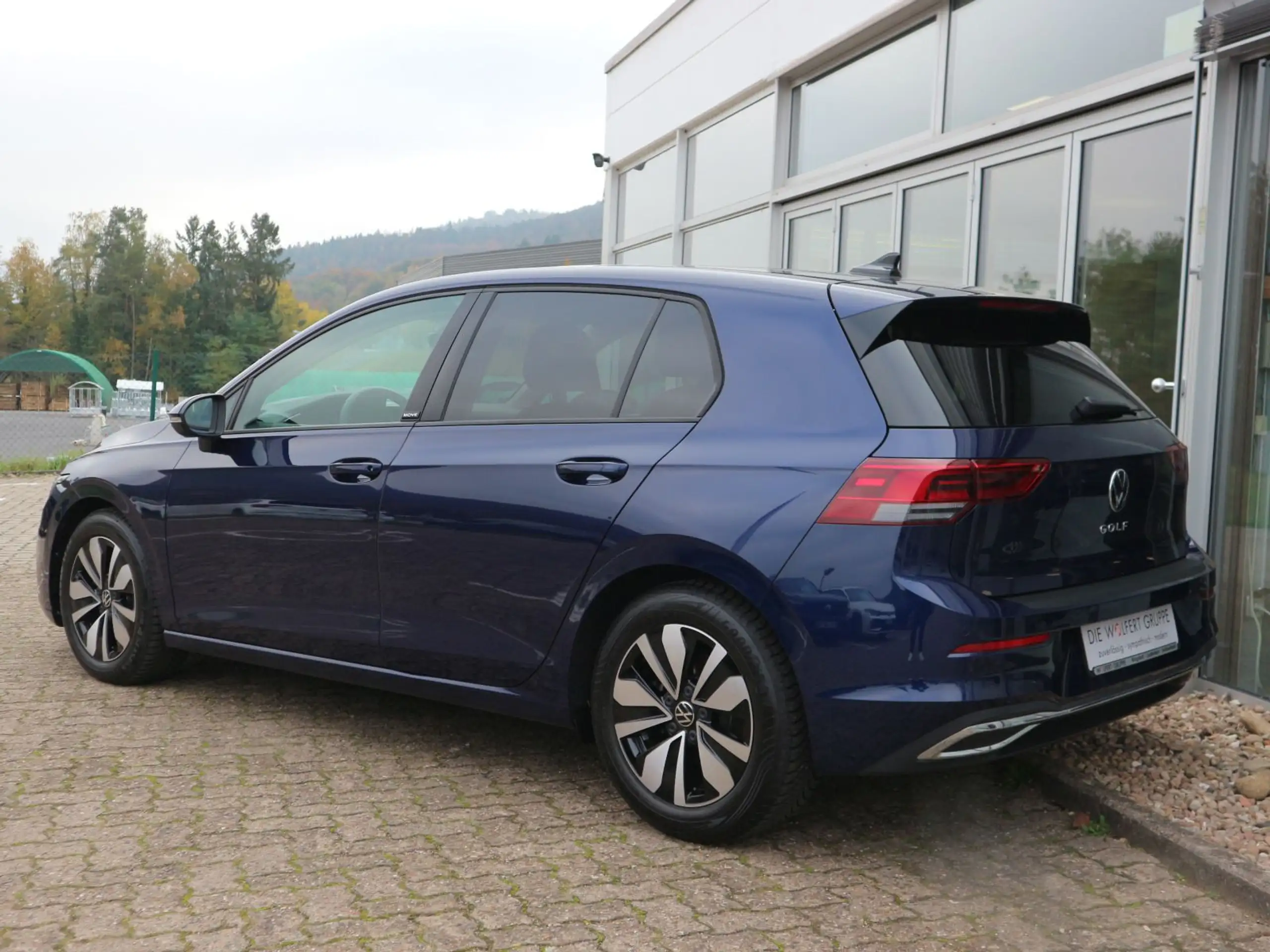 Volkswagen - Golf