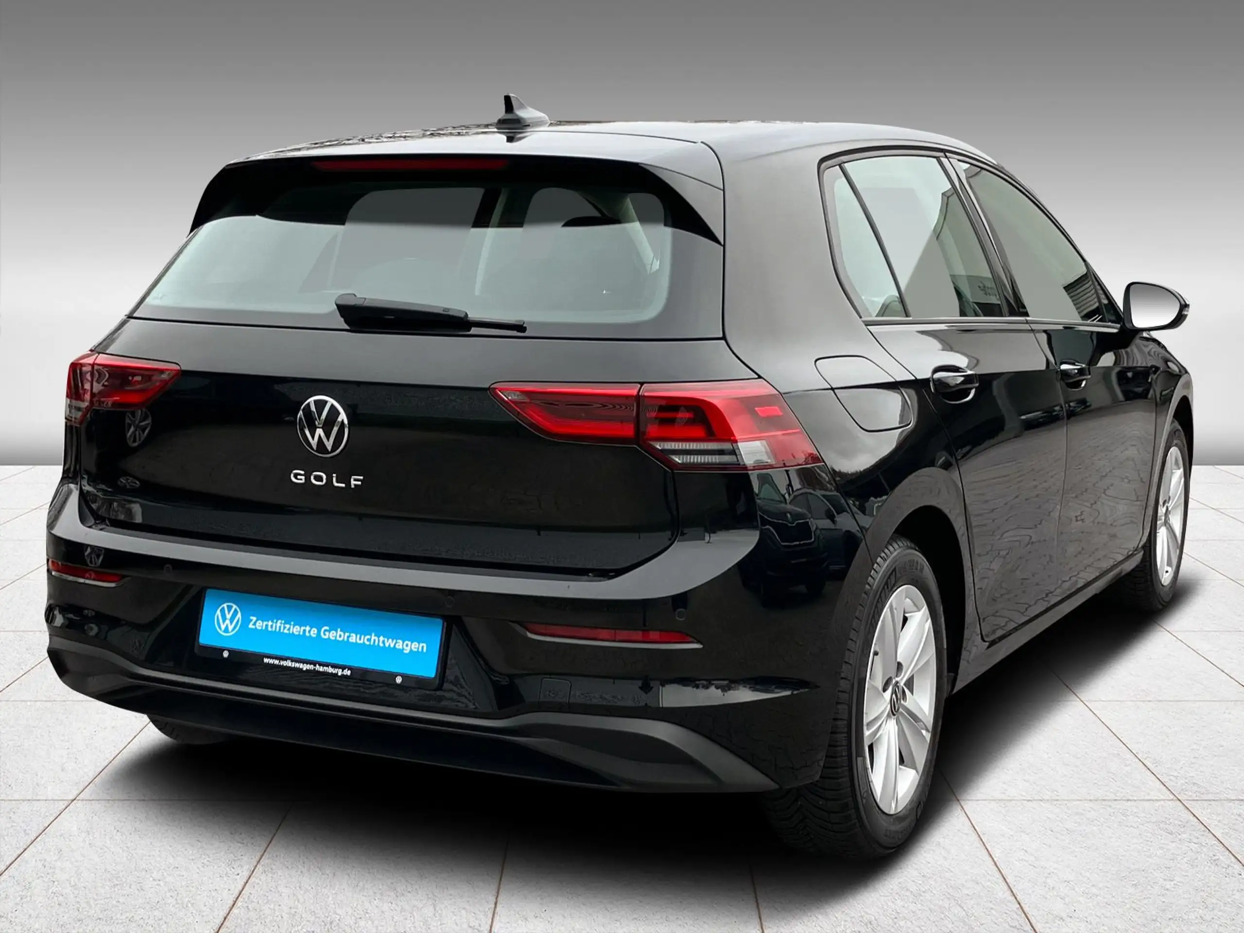 Volkswagen - Golf