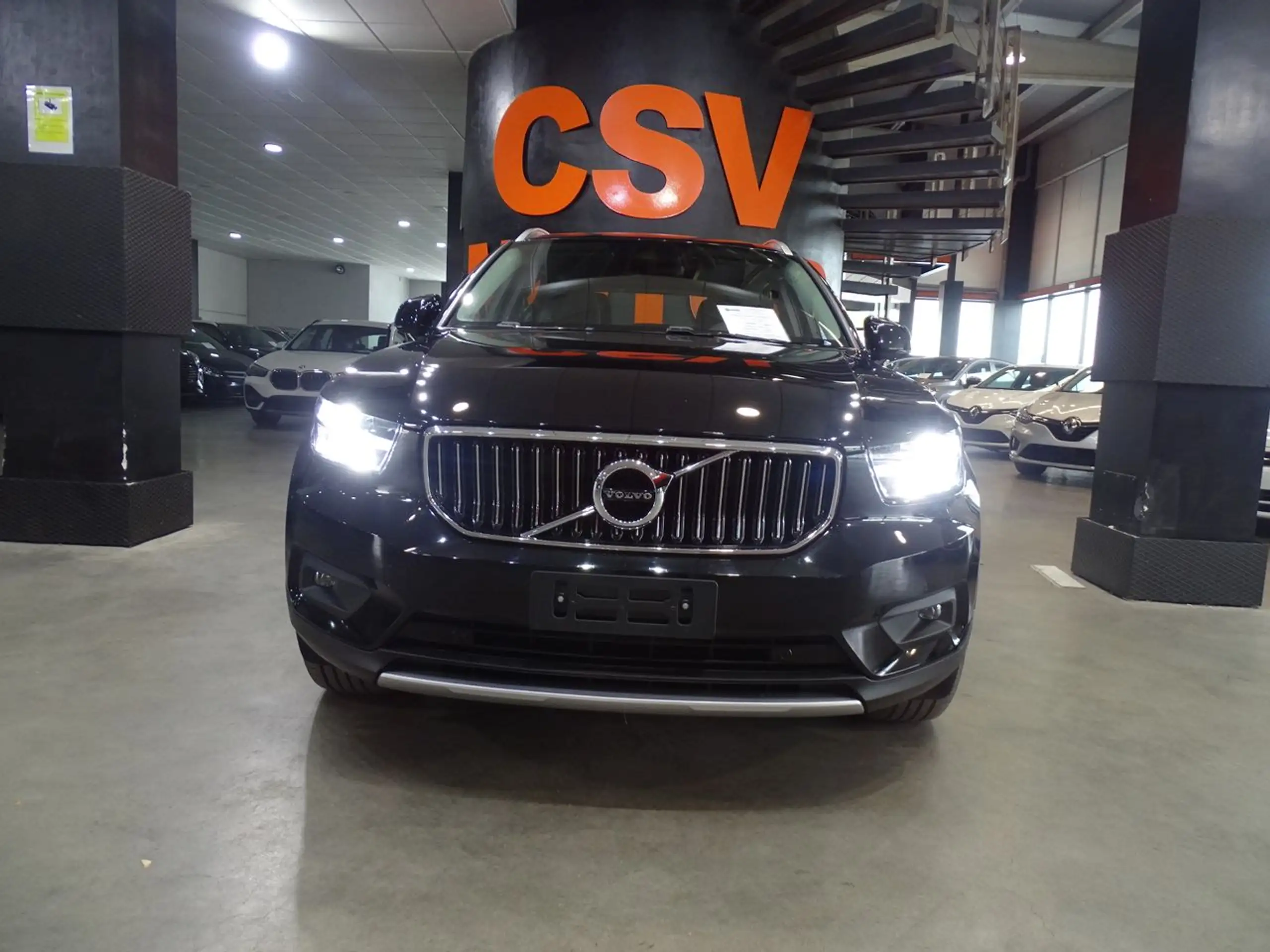 Volvo - XC40