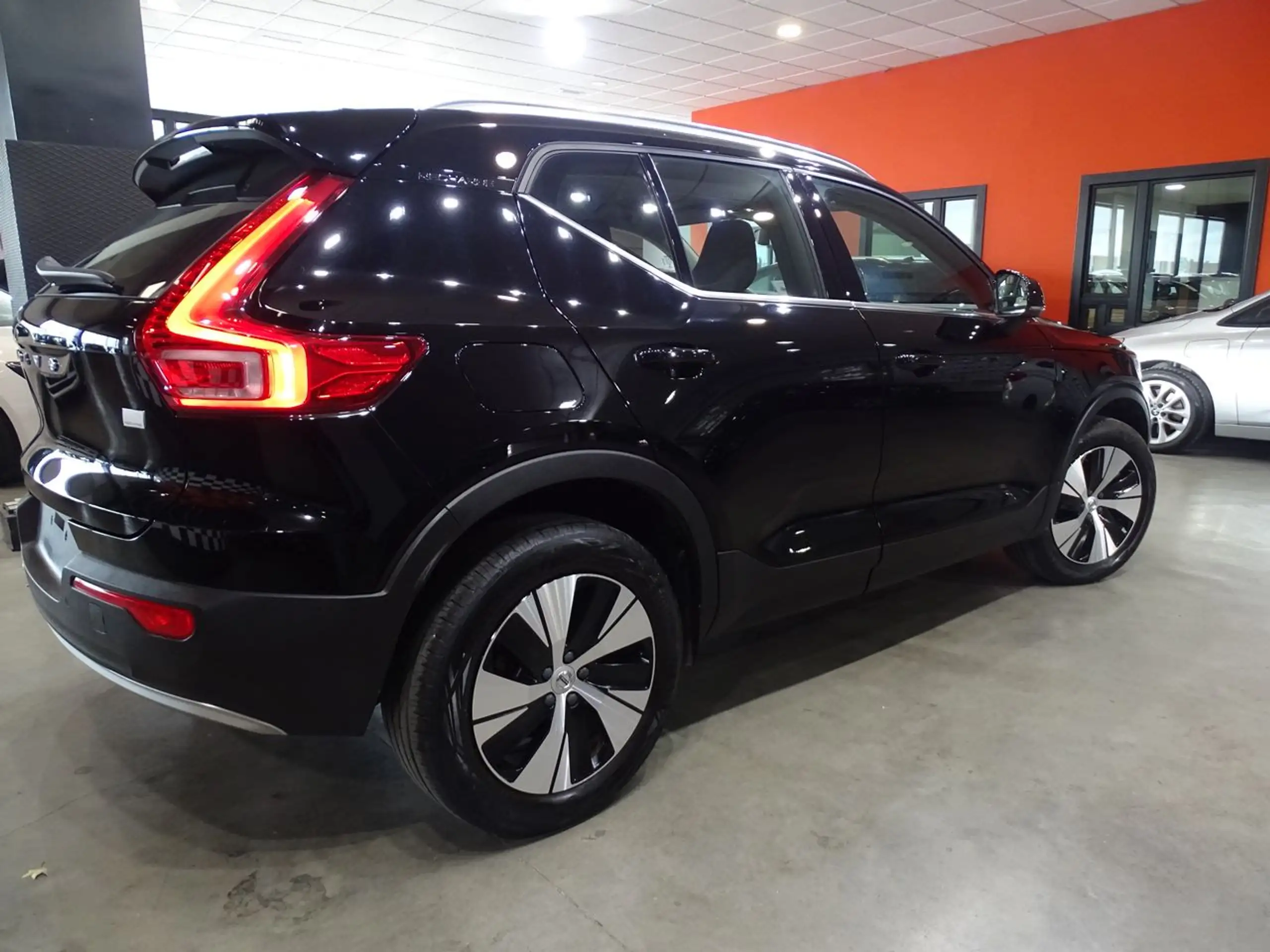 Volvo - XC40