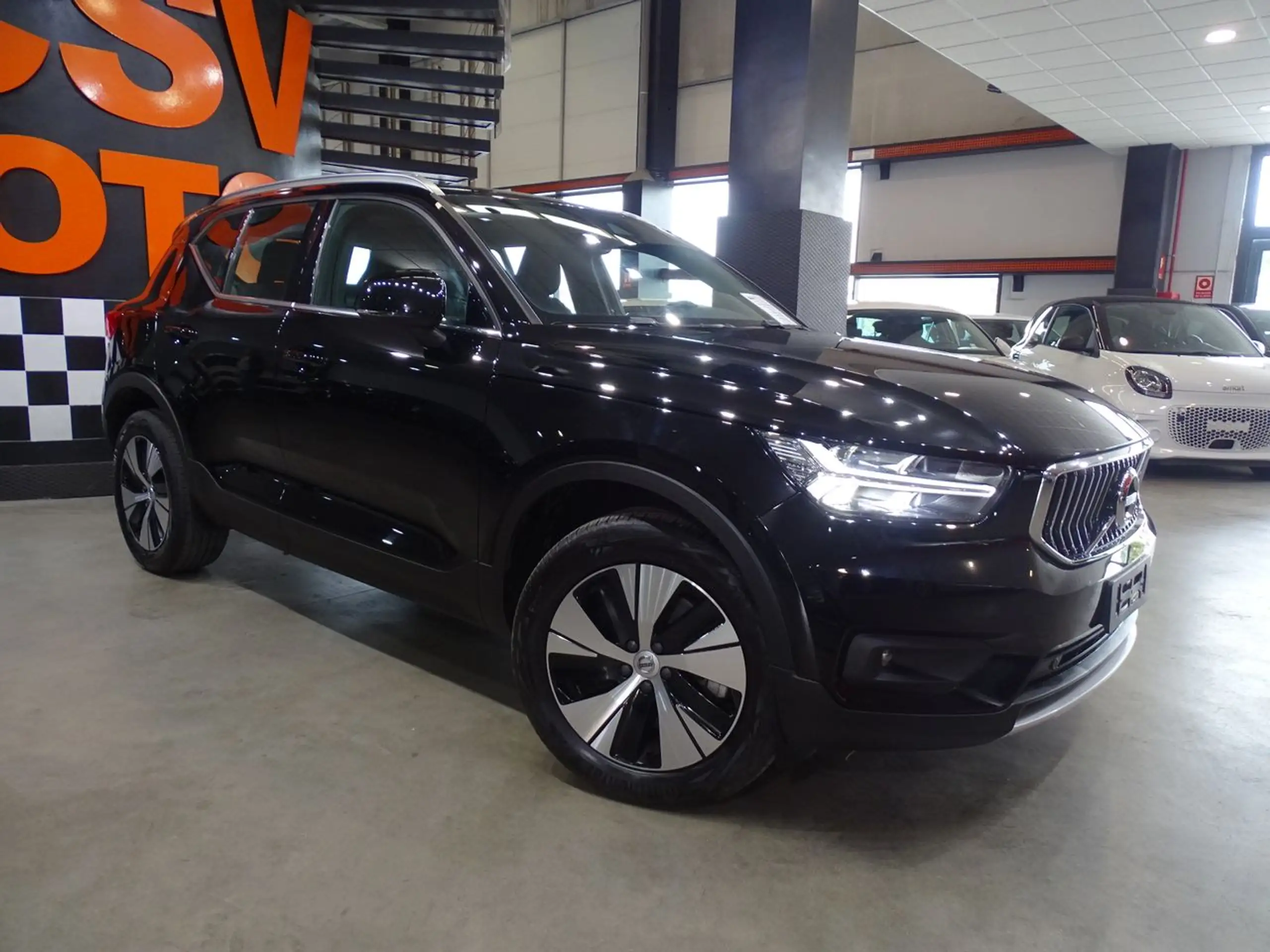 Volvo - XC40