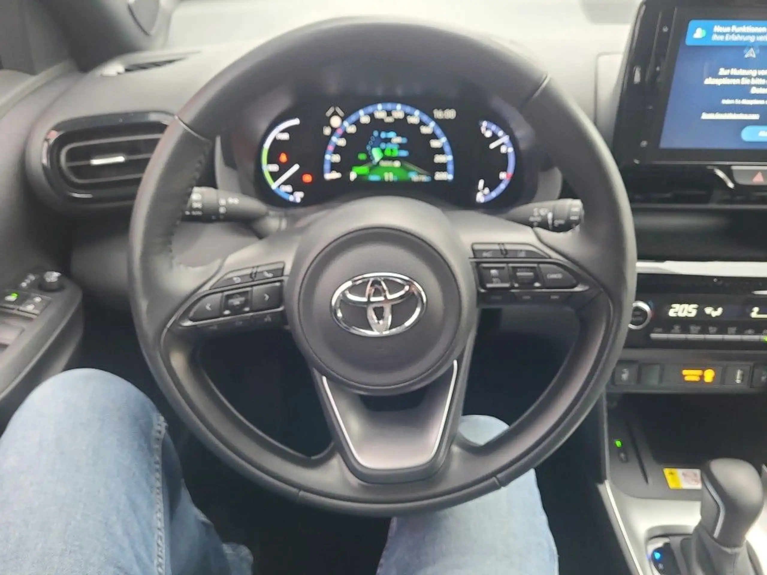 Toyota - Yaris Cross