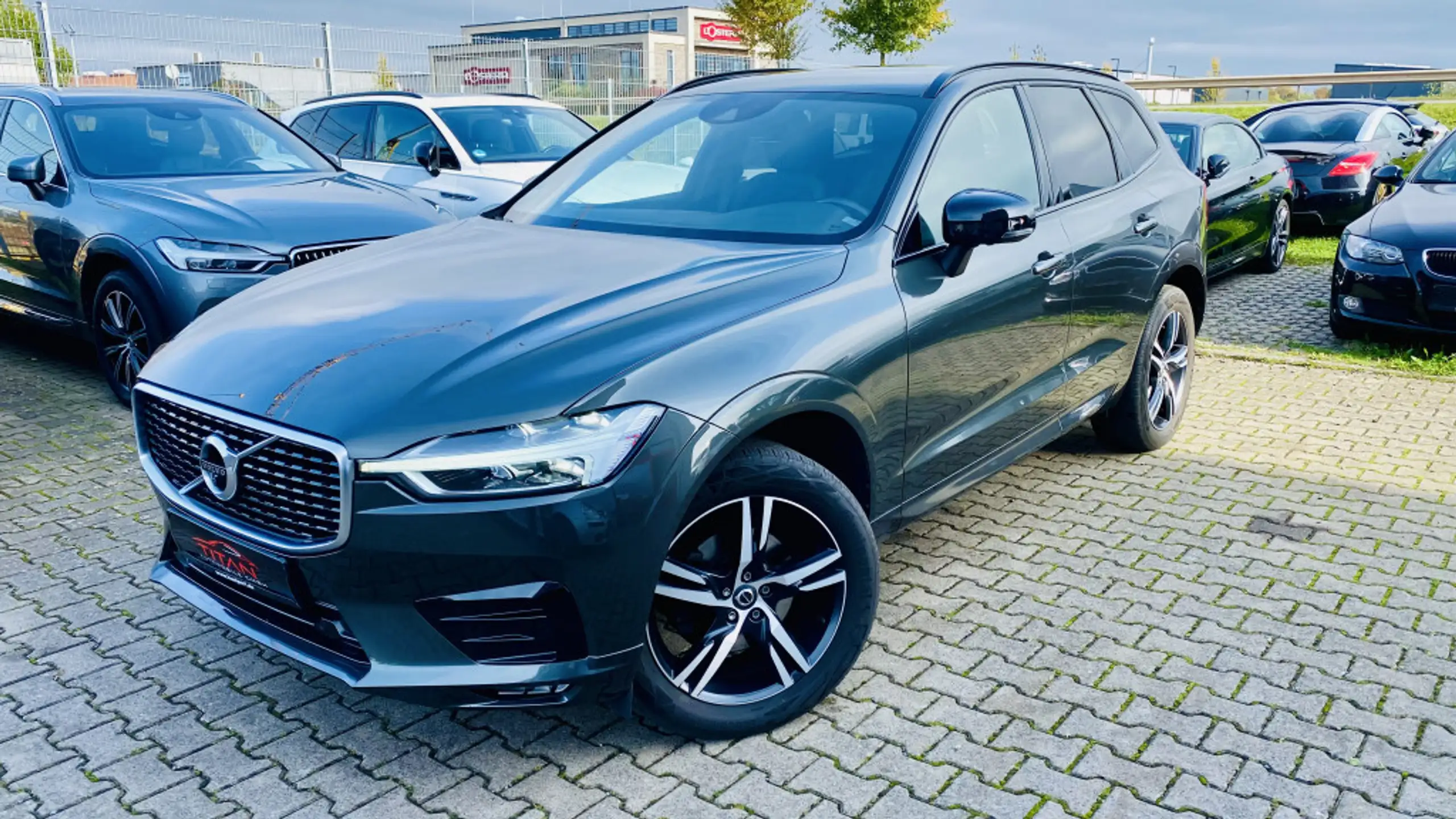 Volvo - XC60