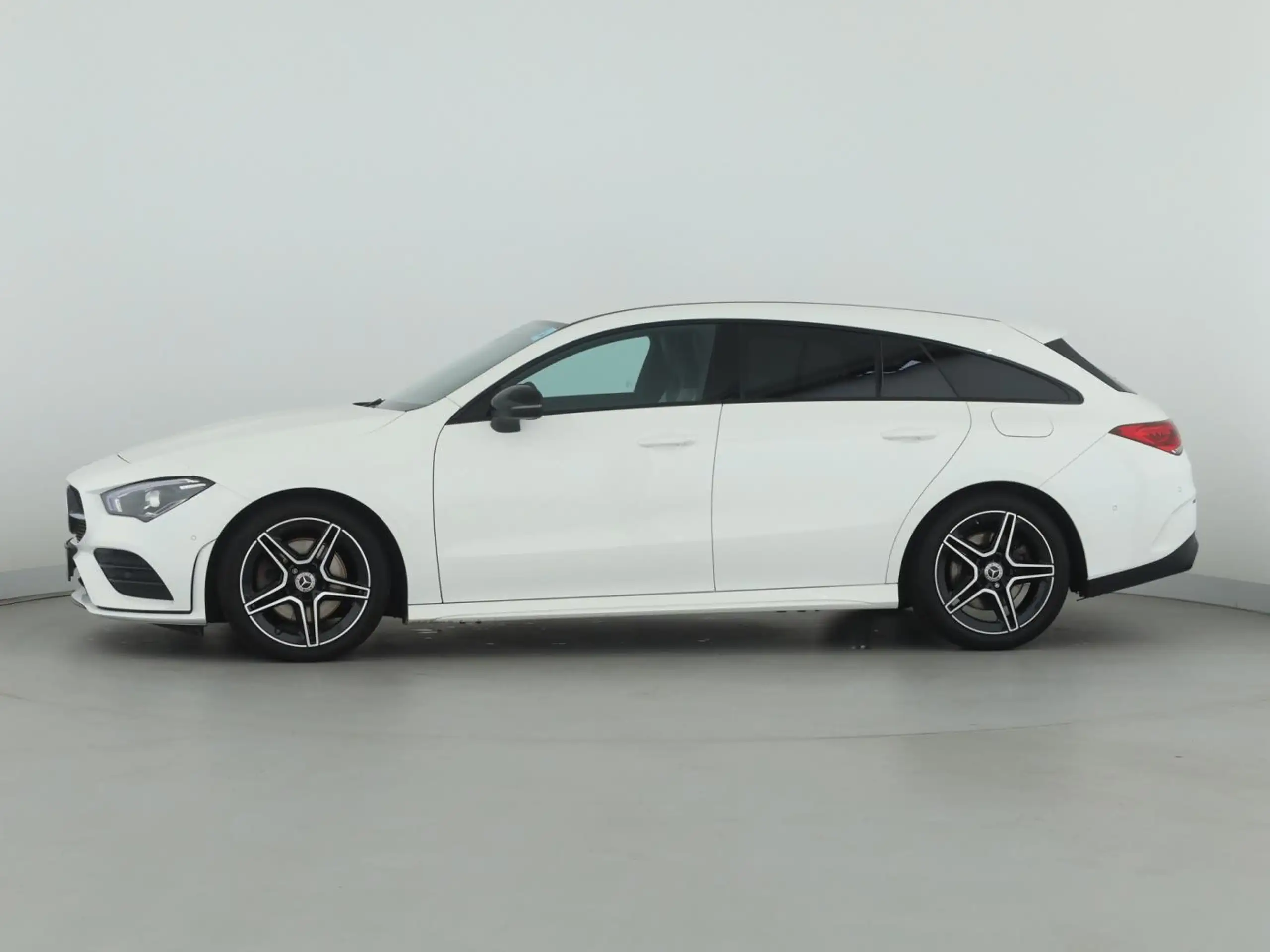 Mercedes-Benz - CLA 250