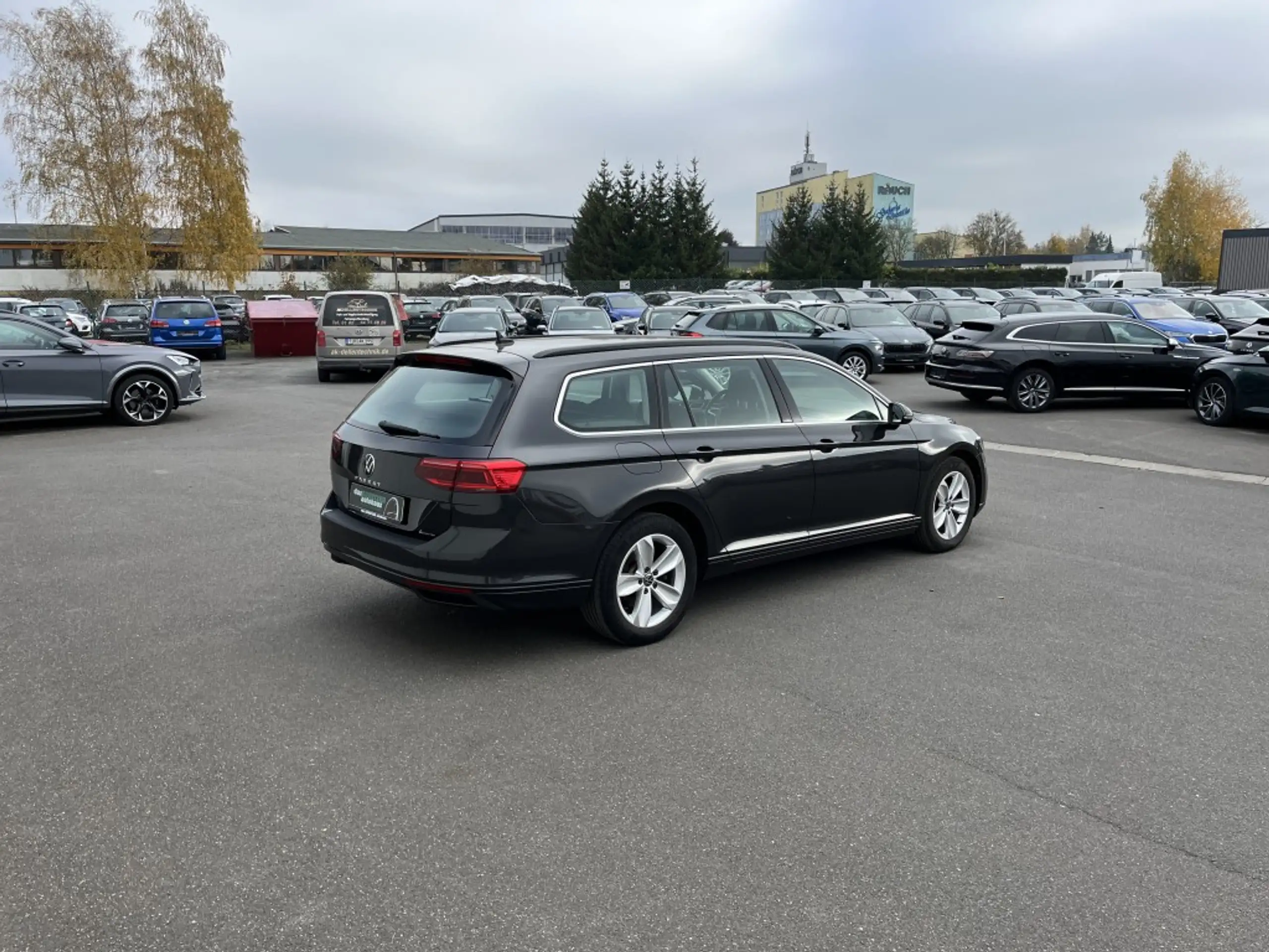 Volkswagen - Passat Variant