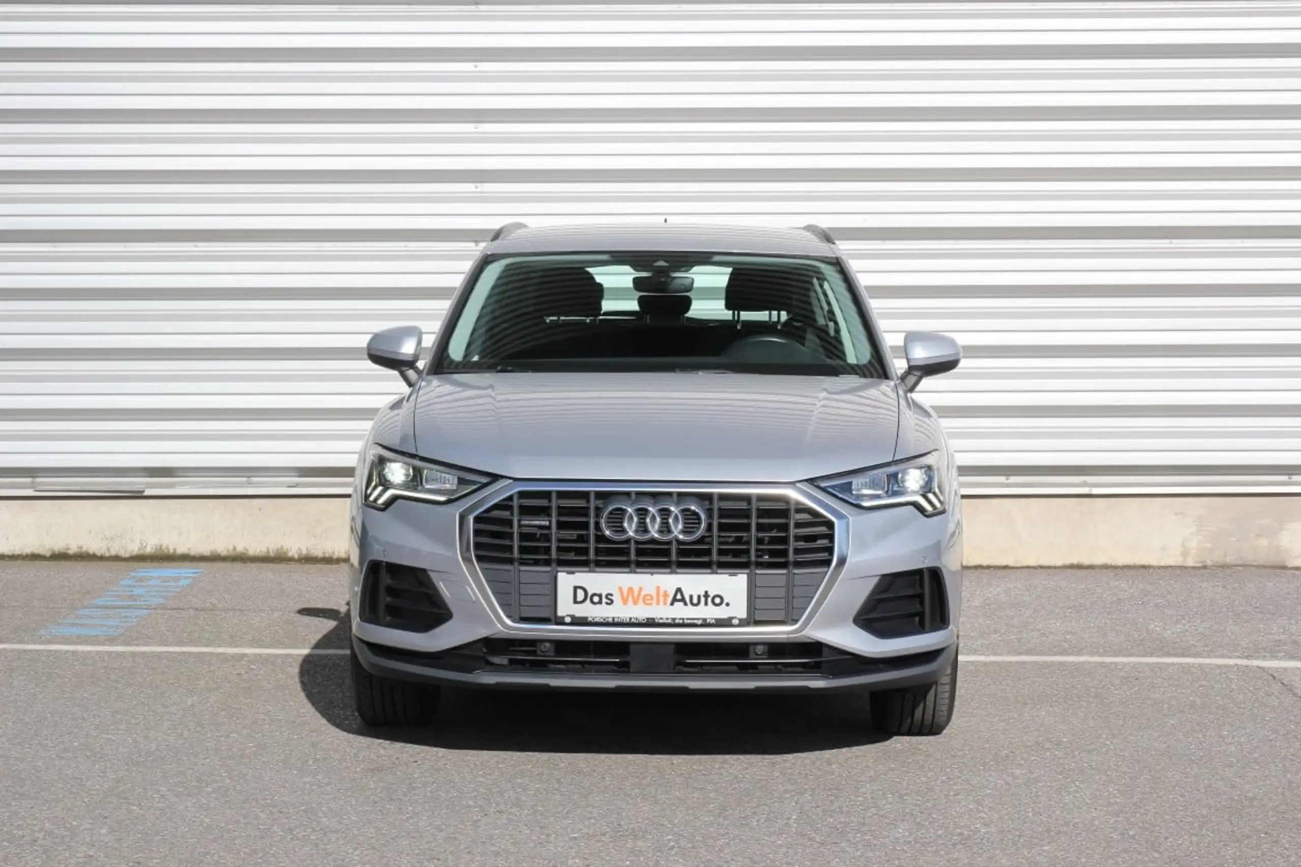 Audi - Q3