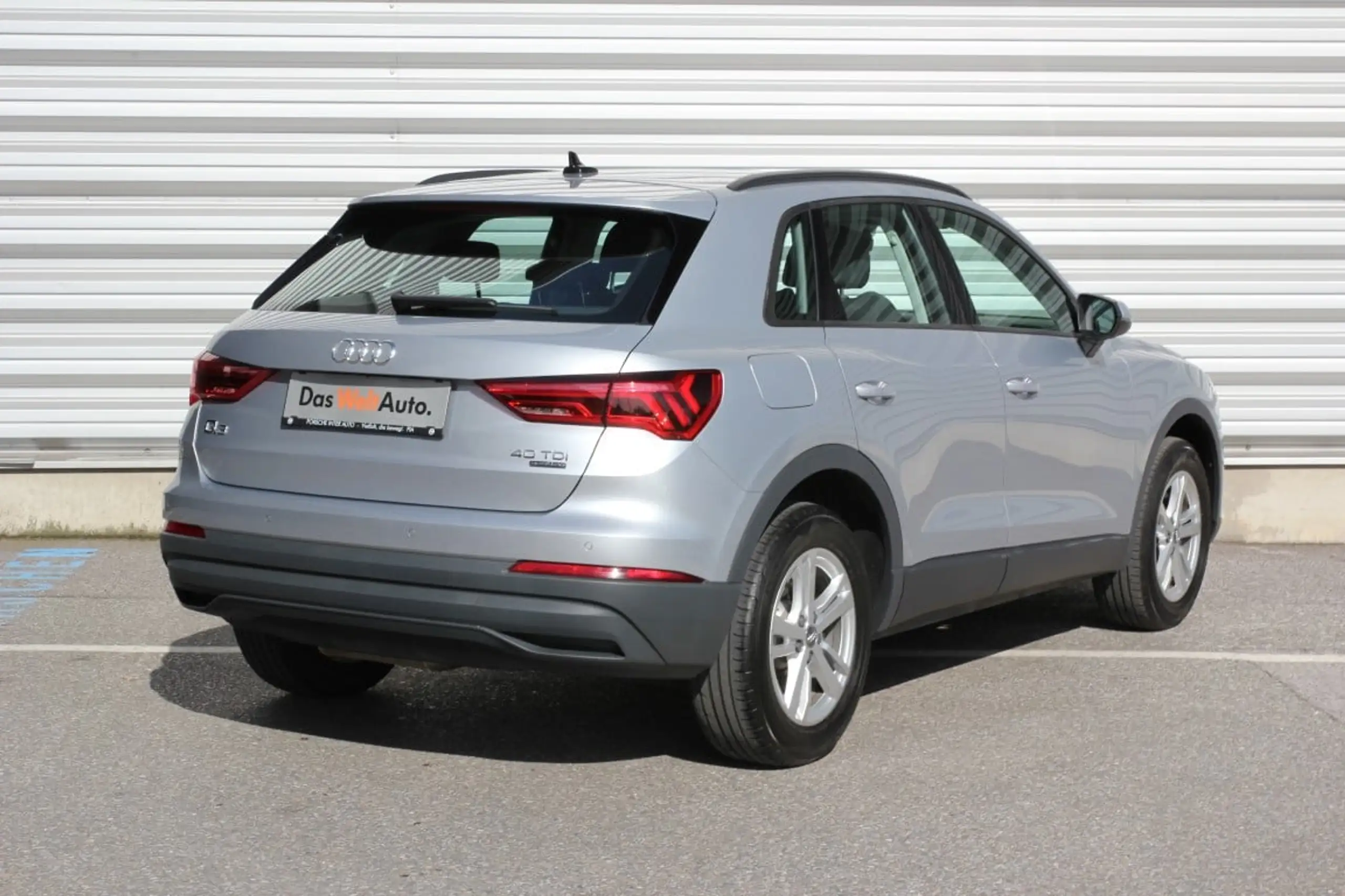 Audi - Q3