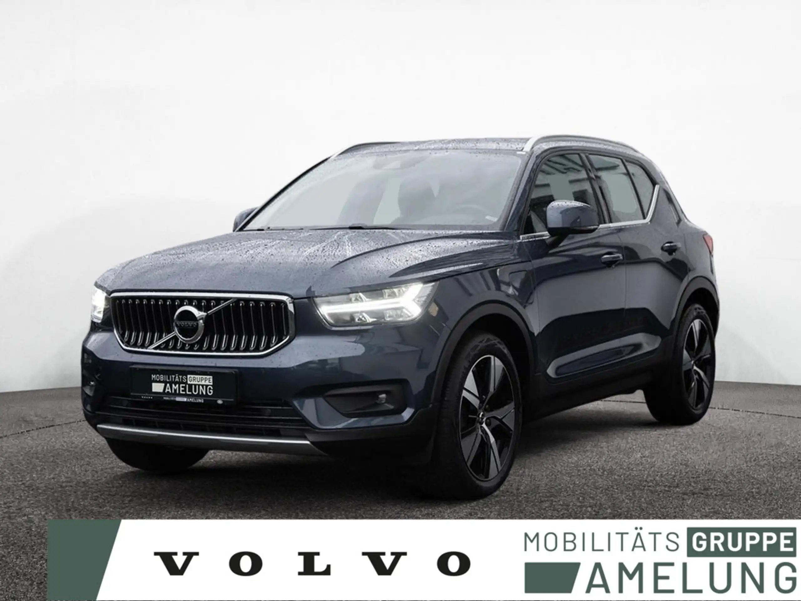 Volvo - XC40