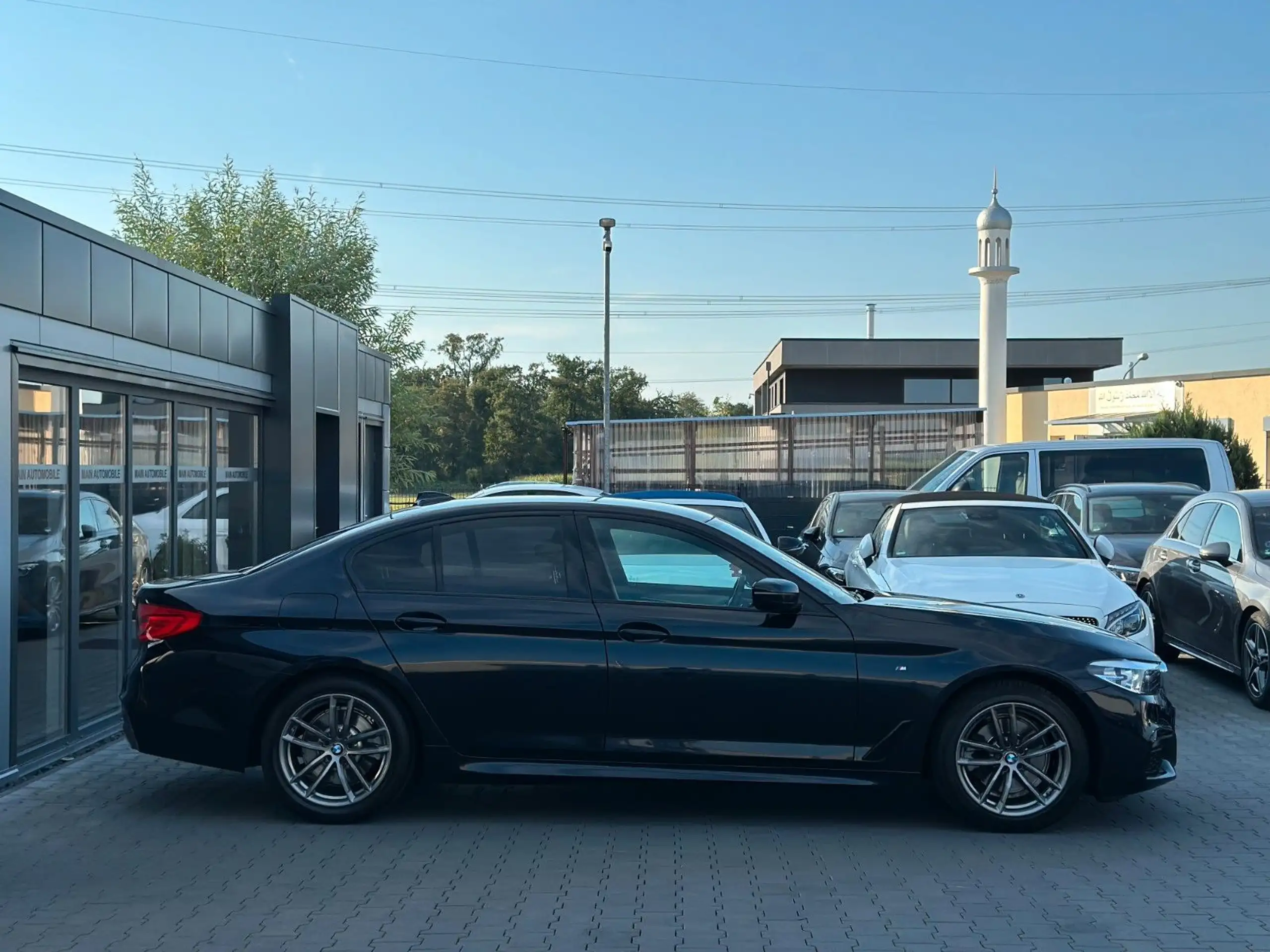 BMW - 520