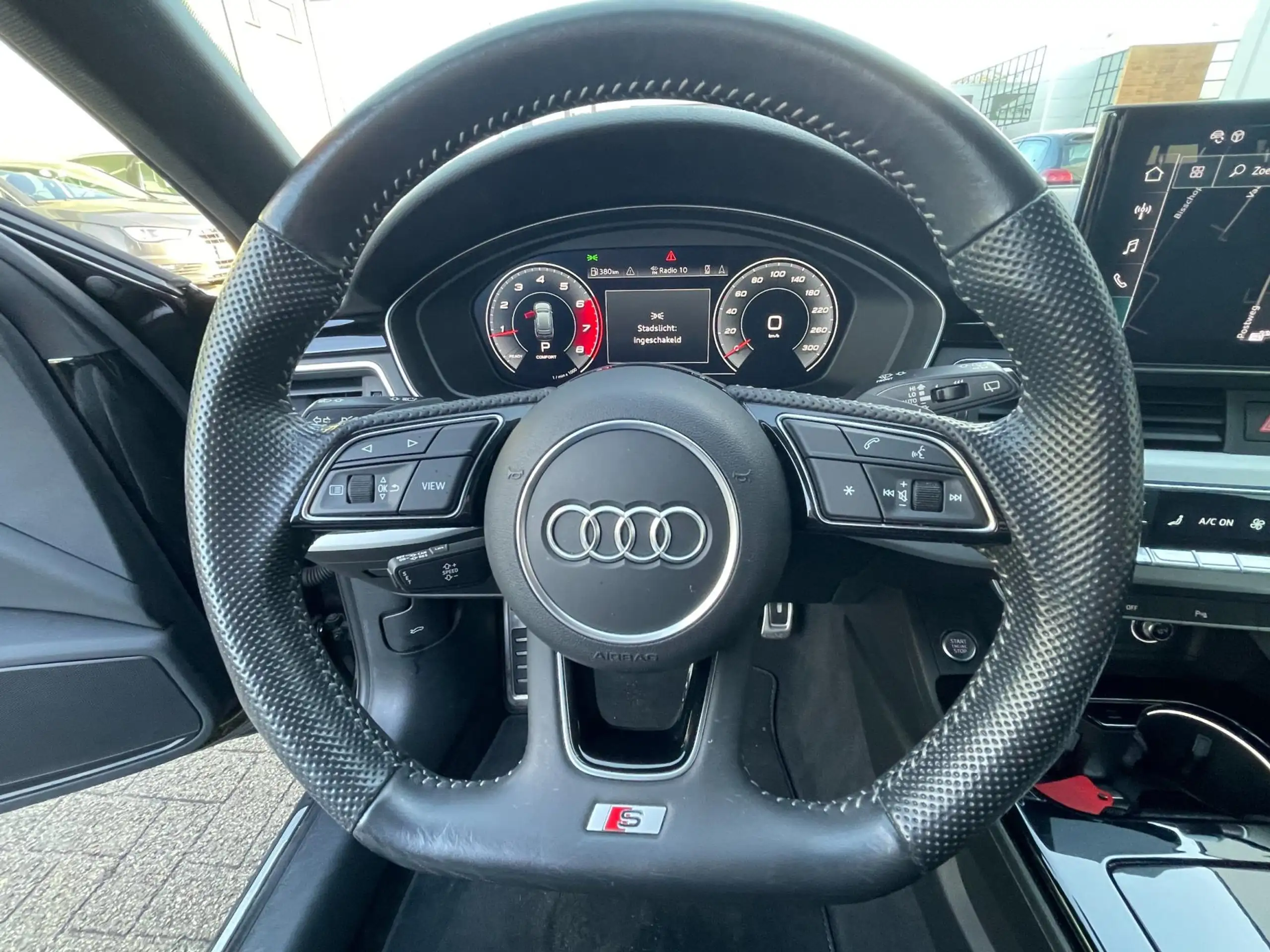 Audi - A4