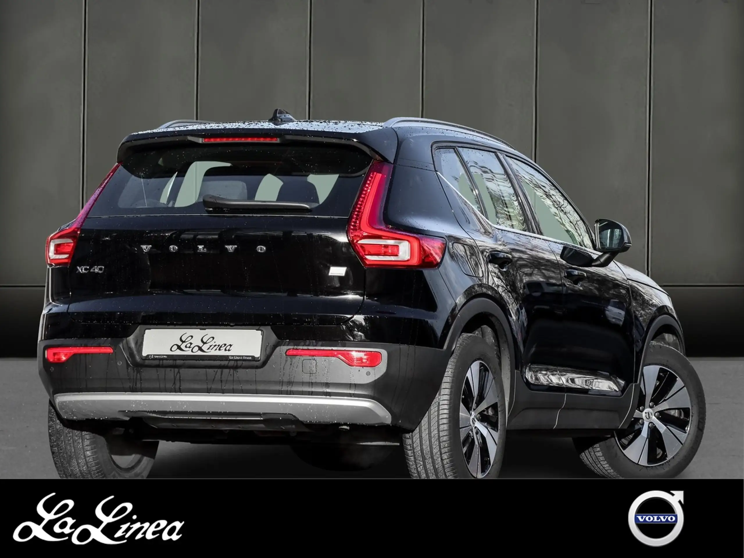 Volvo - XC40